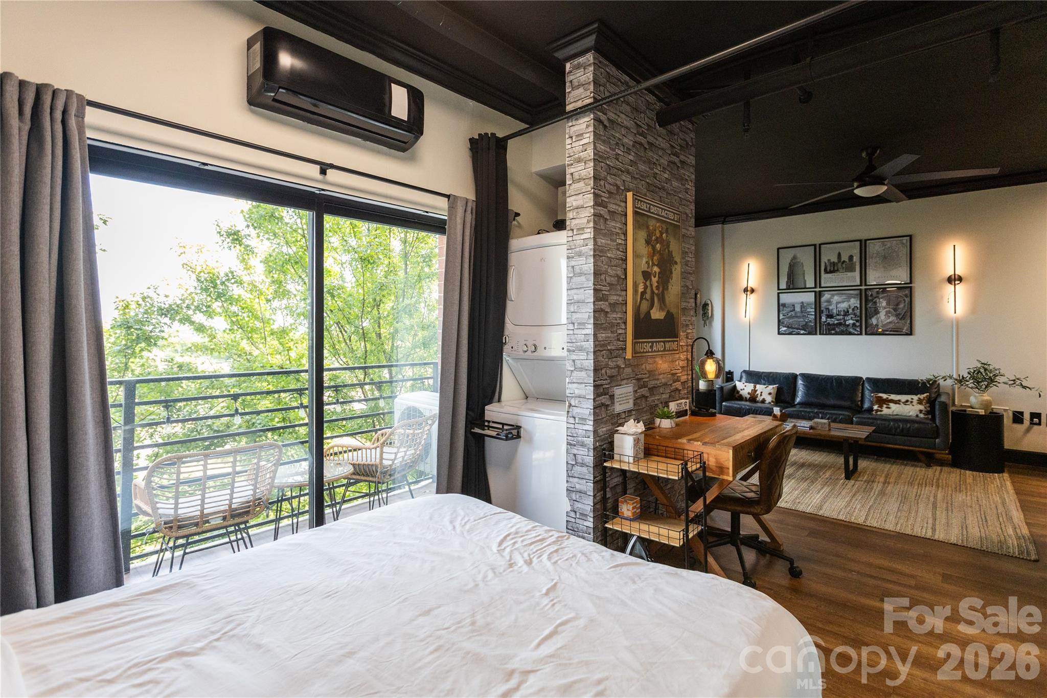 715 N Church Street Unit: 514