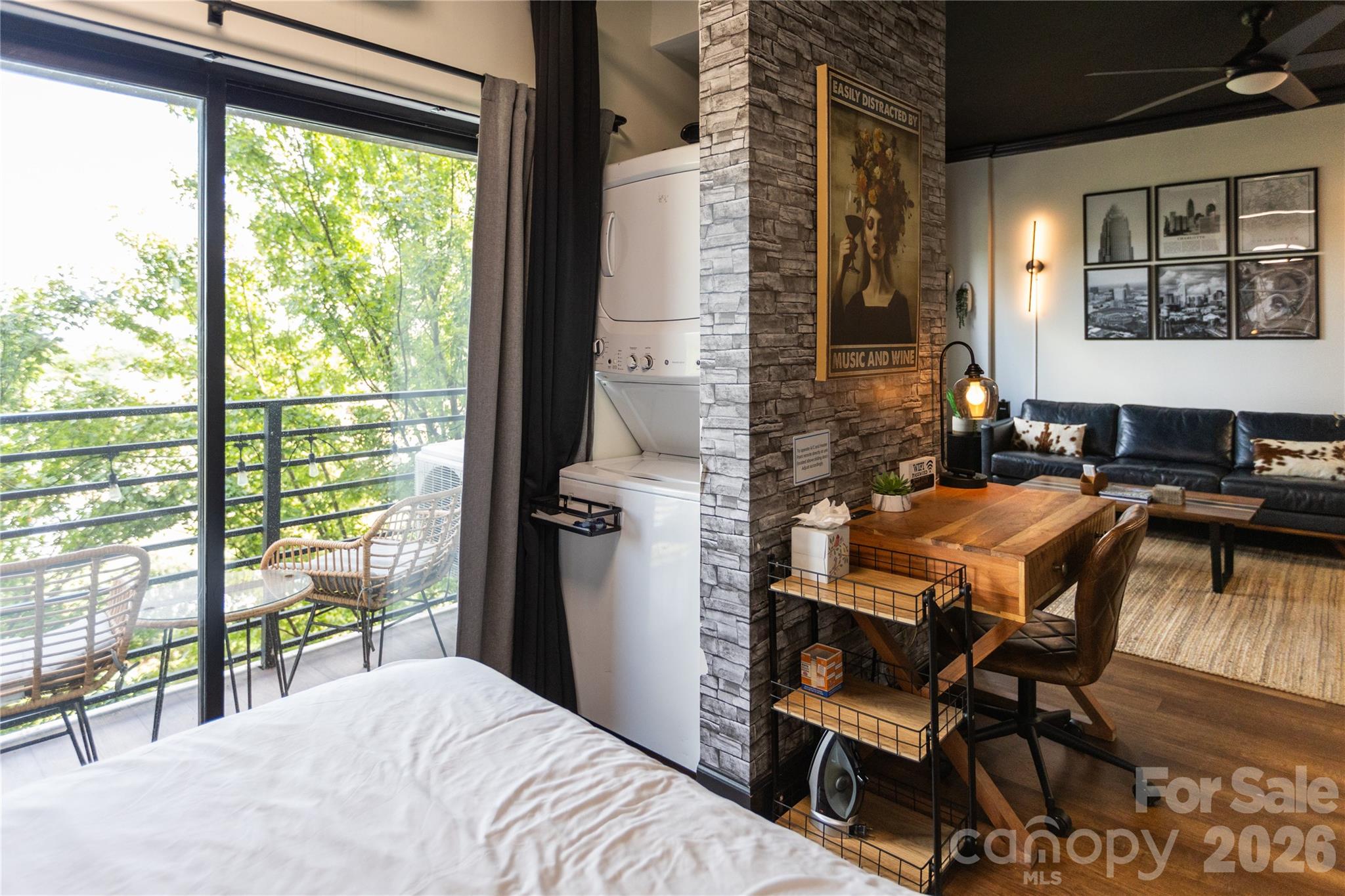 715 N Church Street Unit: 514