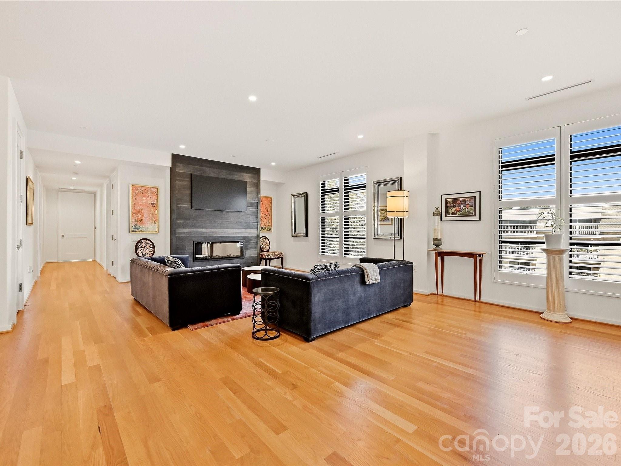 1333 Queens Road Unit: C3