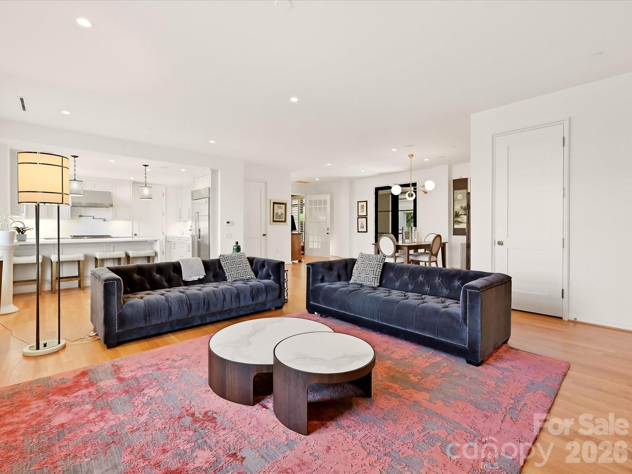 1333 Queens Road Unit: C3