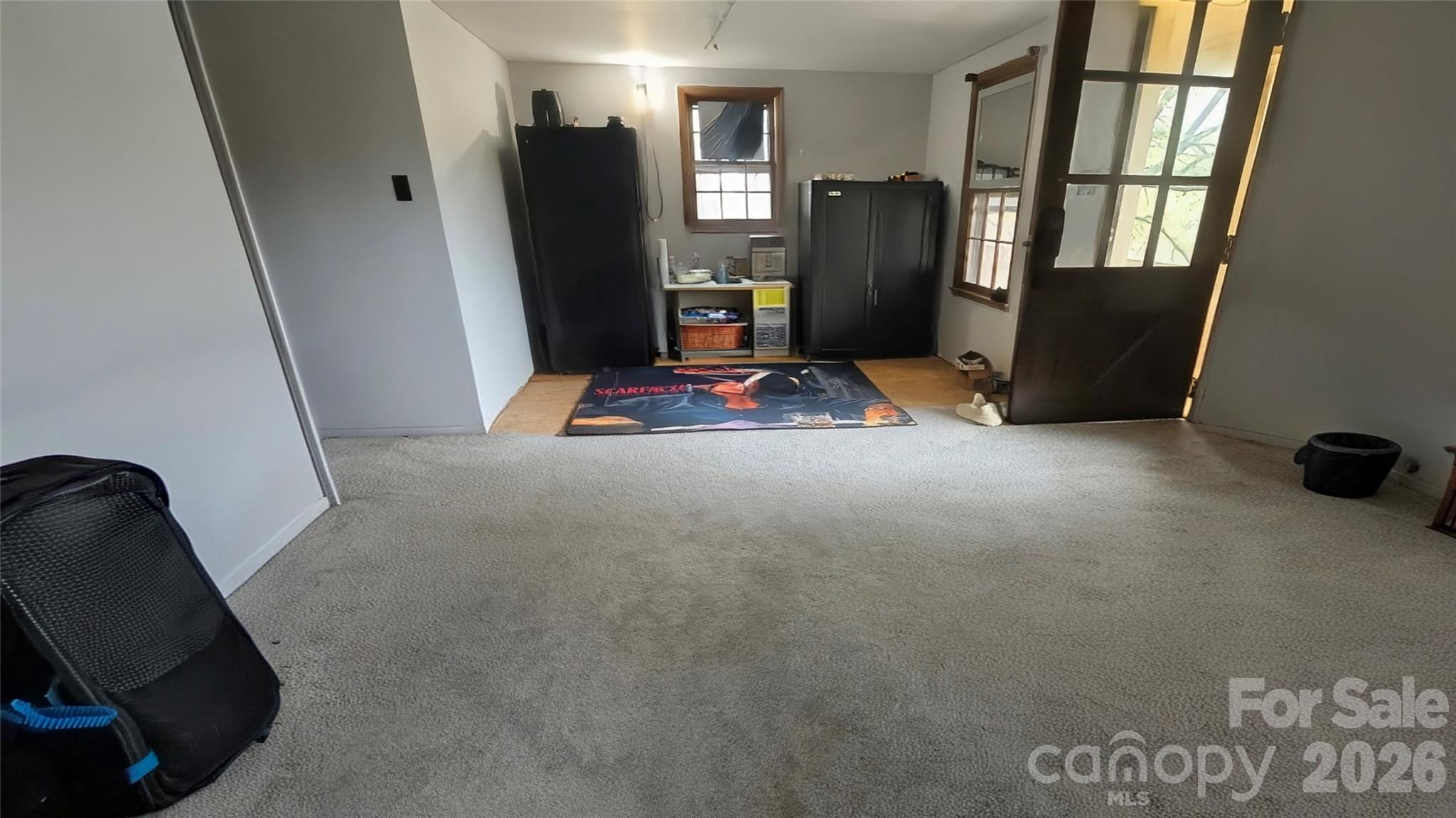 4251 Acacia Road