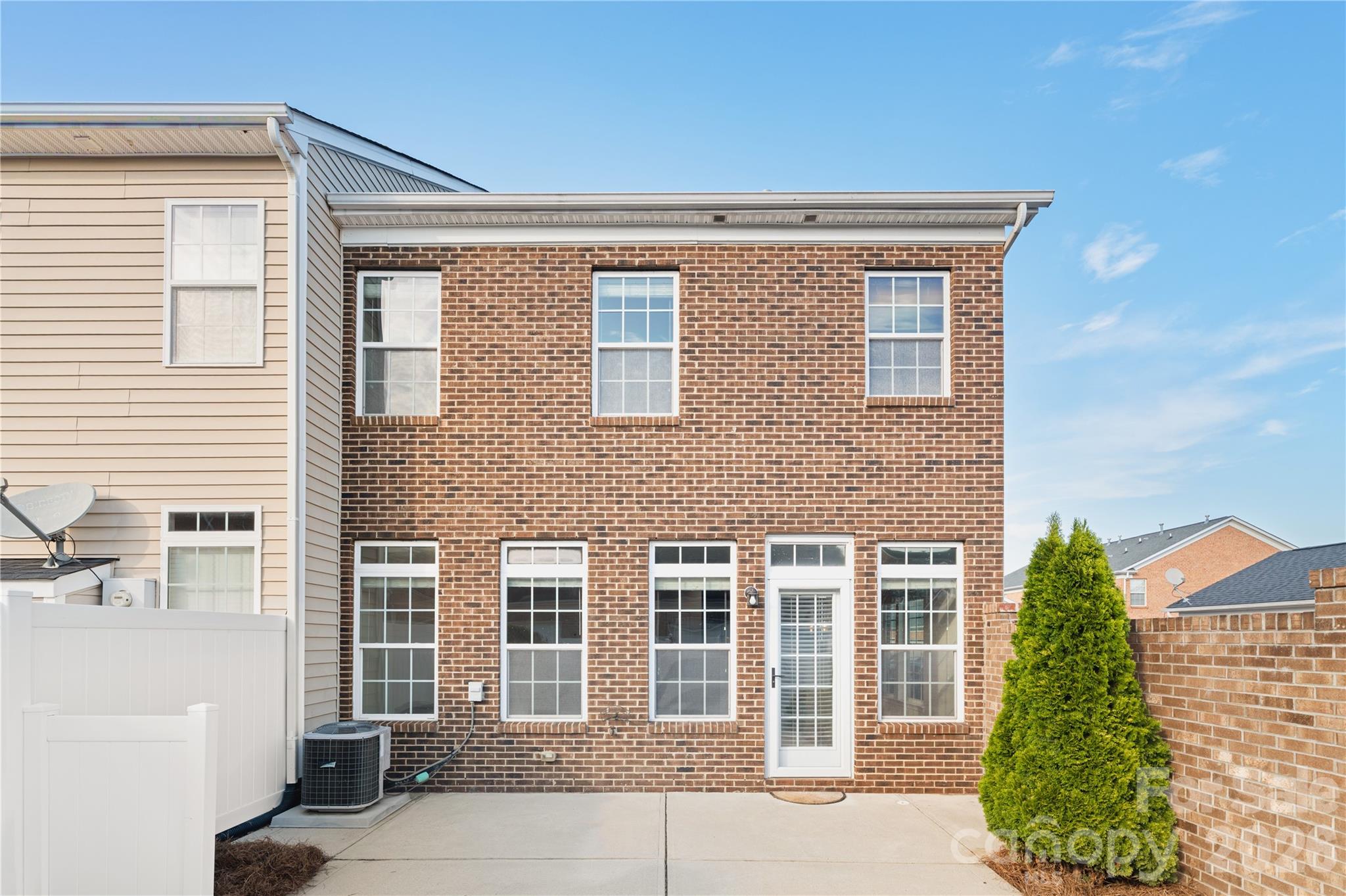 6300 Kloss Lane
