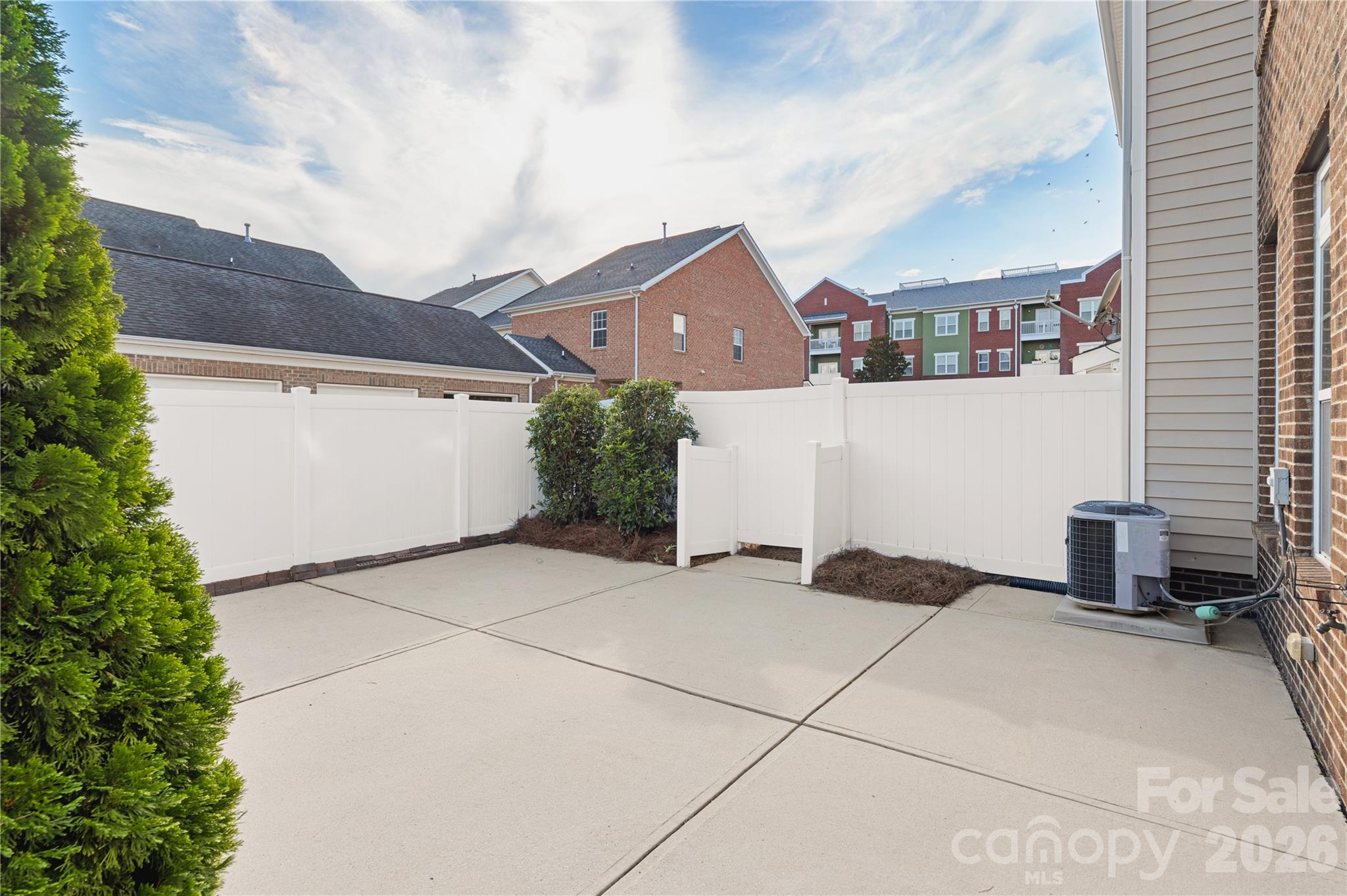 6300 Kloss Lane