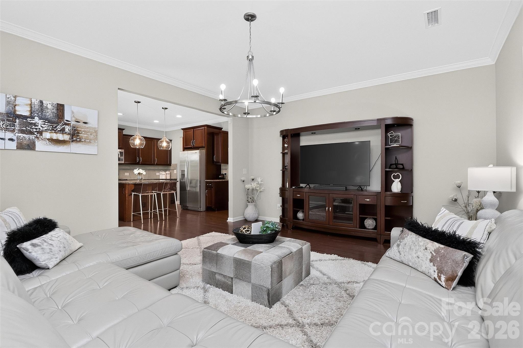 8122 Mossy Rock Road