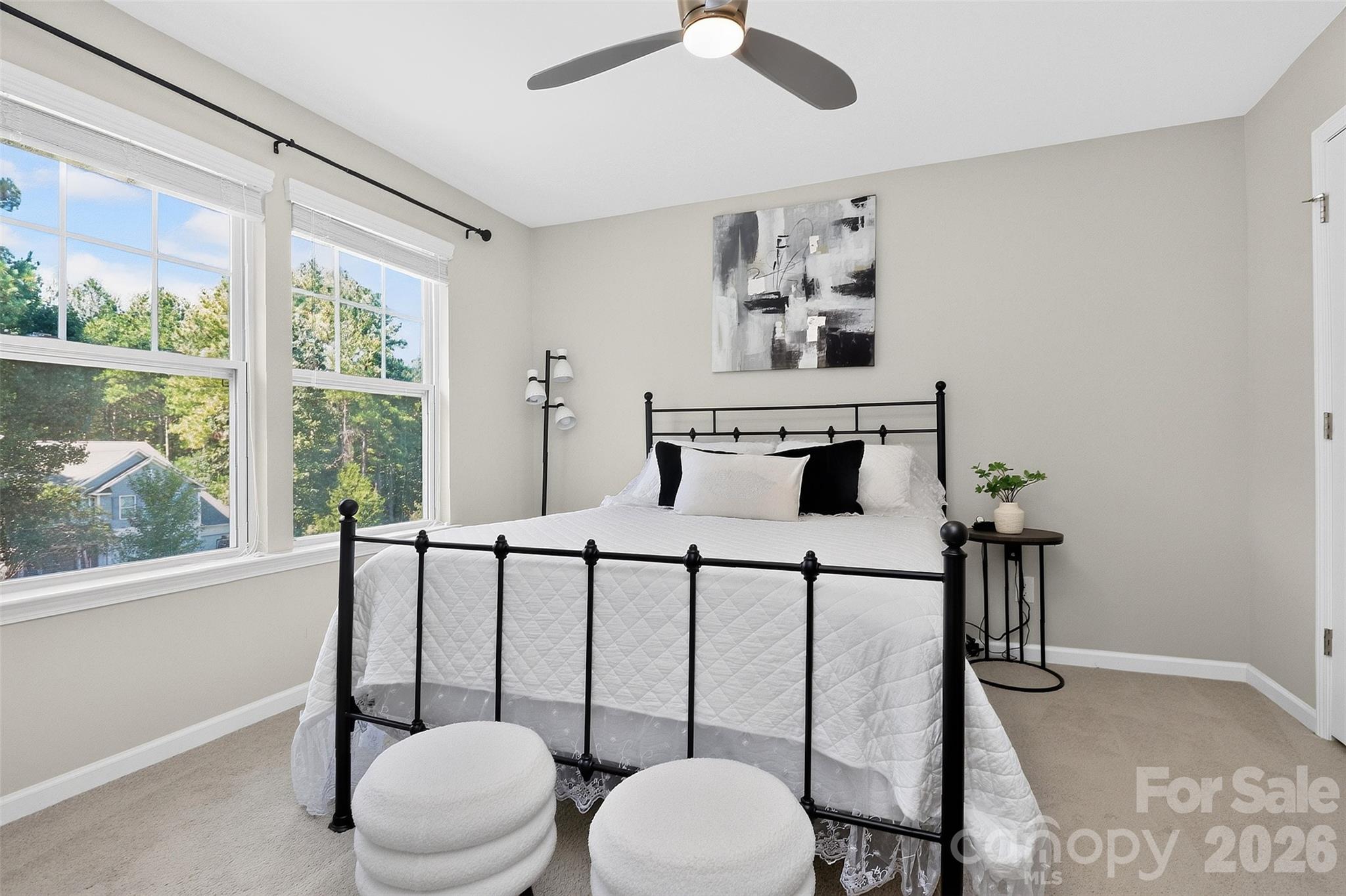 8122 Mossy Rock Road
