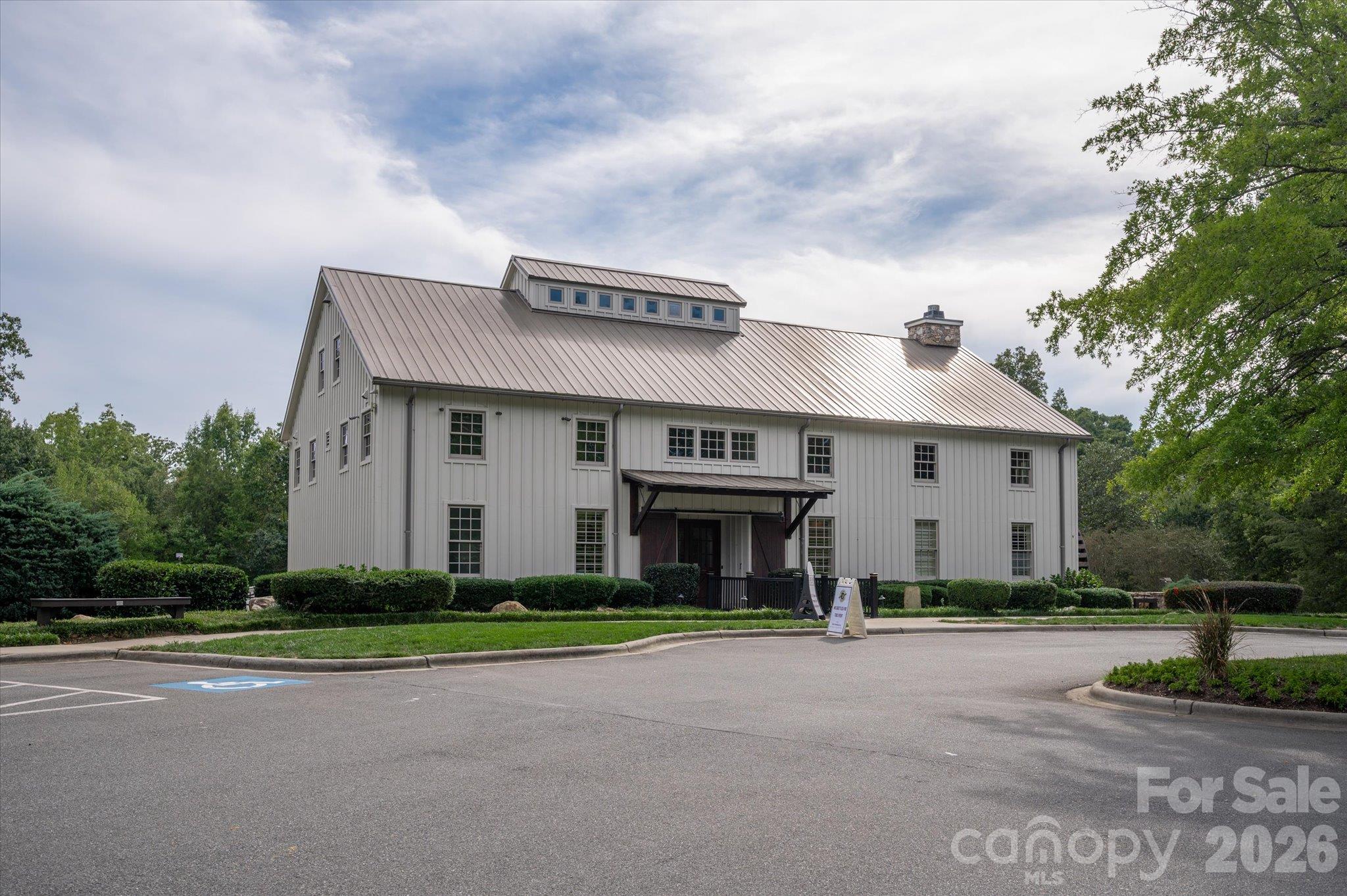 2712 Lawson Drive