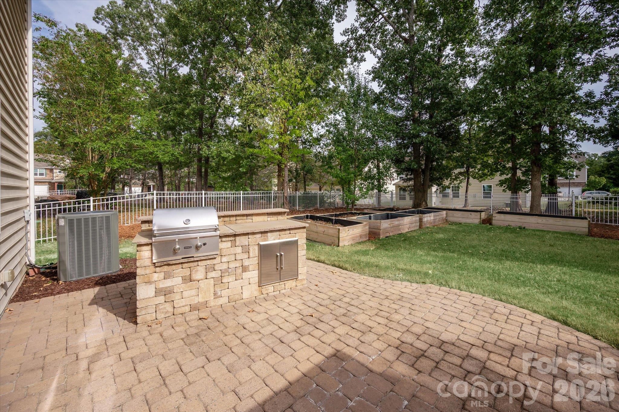 2712 Lawson Drive