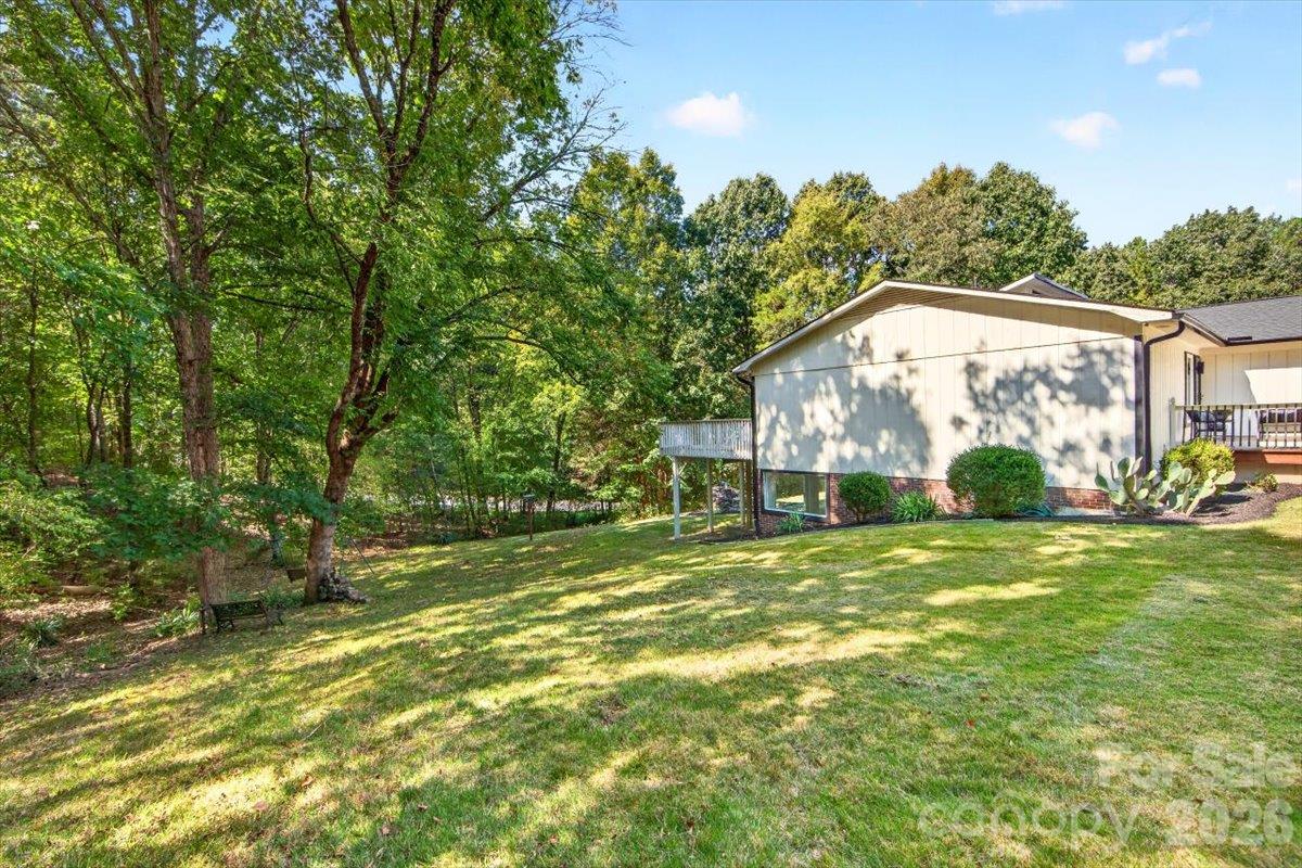 16 Cove Creek Place SE
