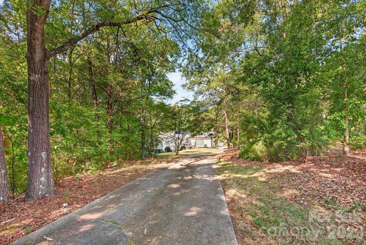 16 Cove Creek Place SE