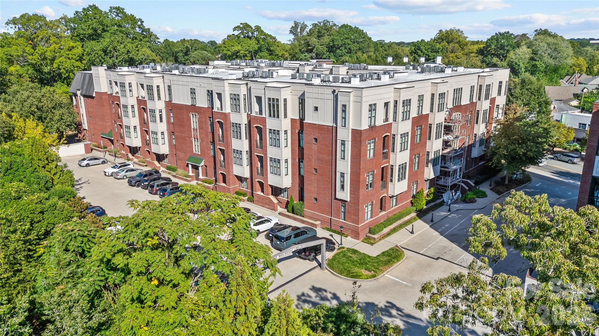 2810 Selwyn Avenue Unit: 209