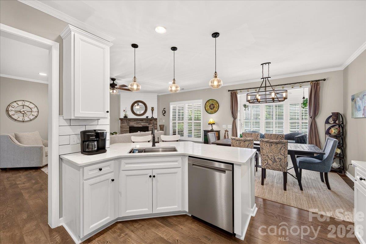 3093 Hartson Pointe Drive