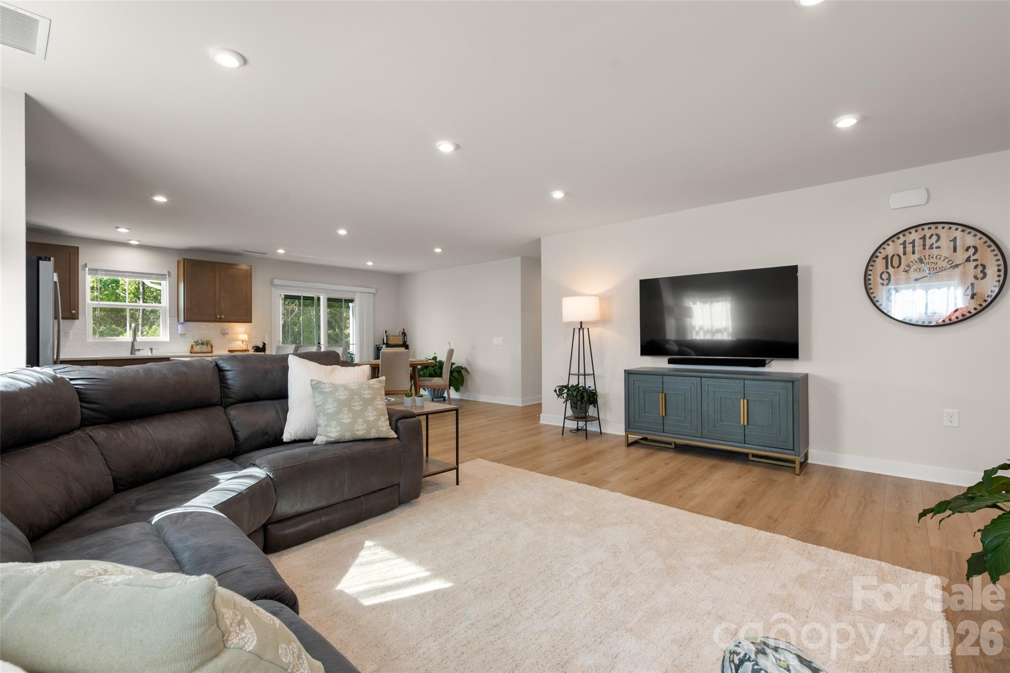 201 Lady Catherine Street Unit: 150