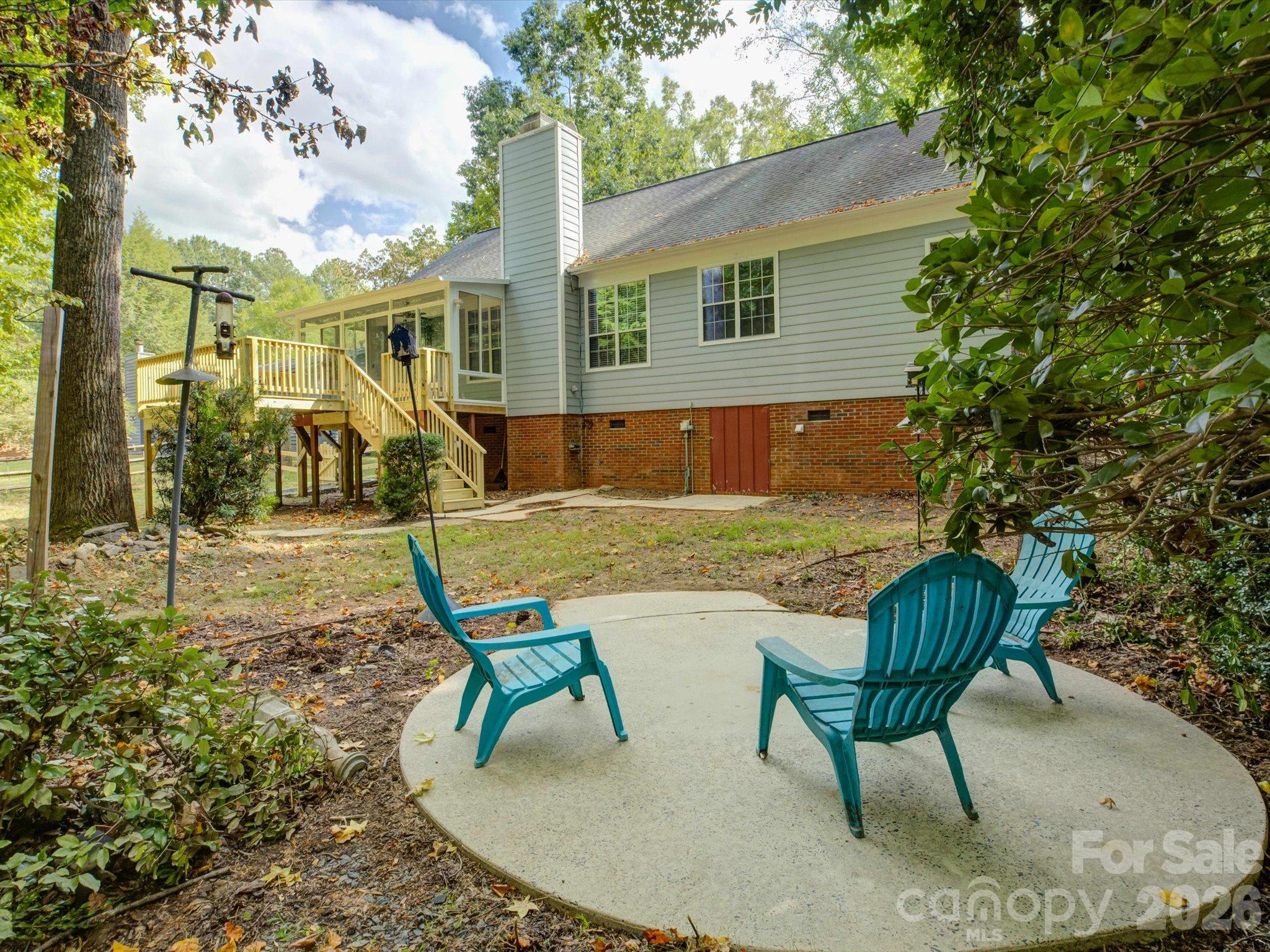 9207 Rainbow Forest Drive