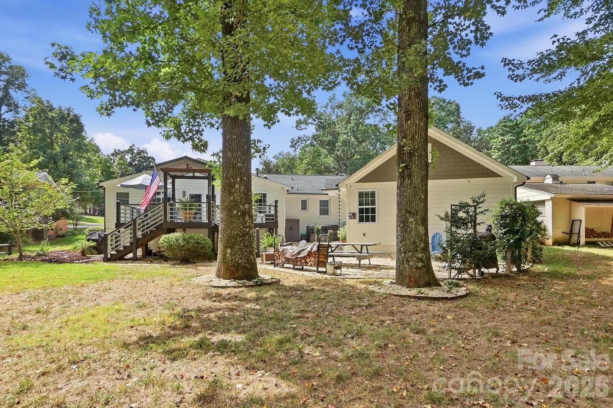 4315 Emory Lane