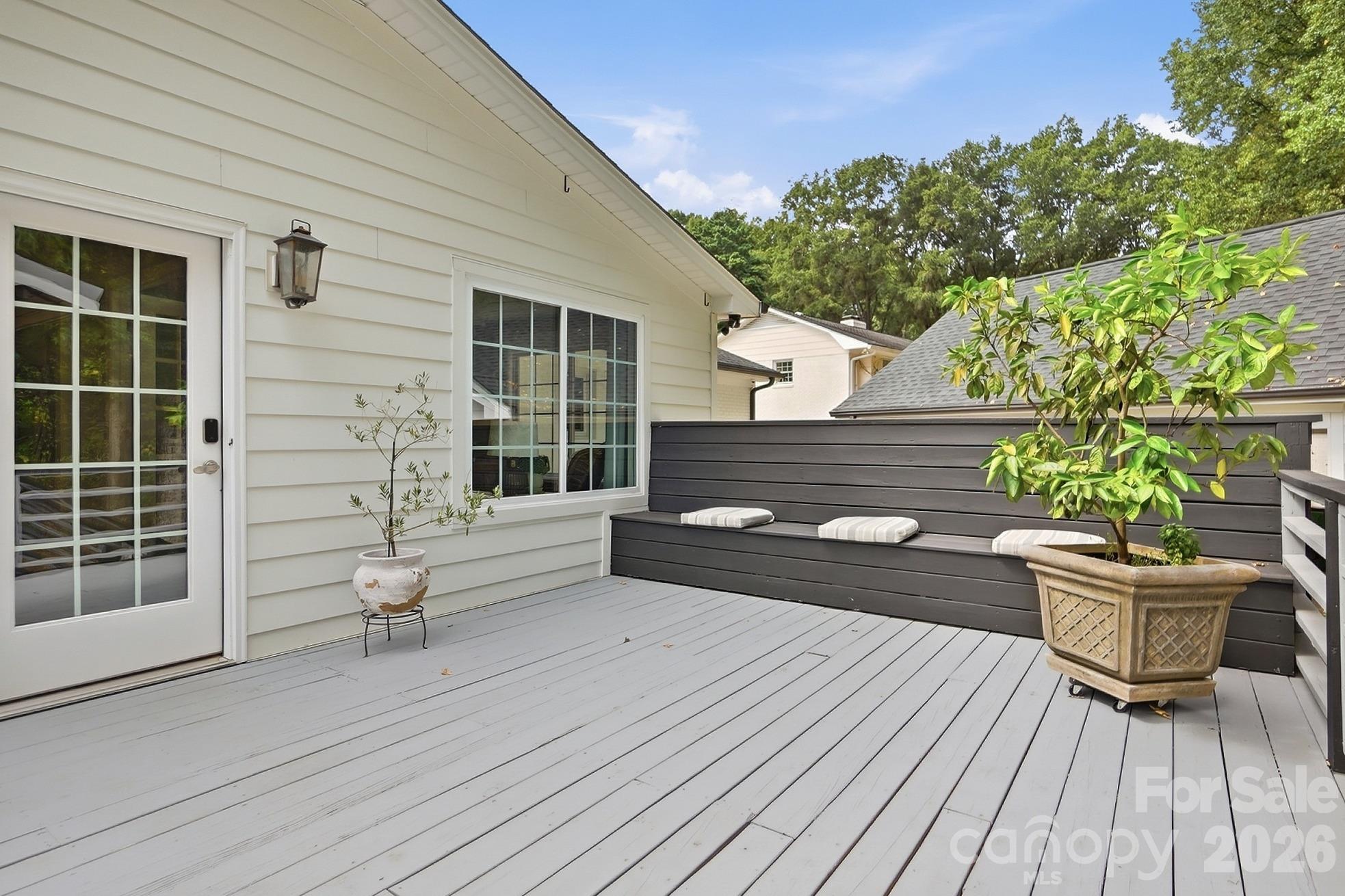 4315 Emory Lane