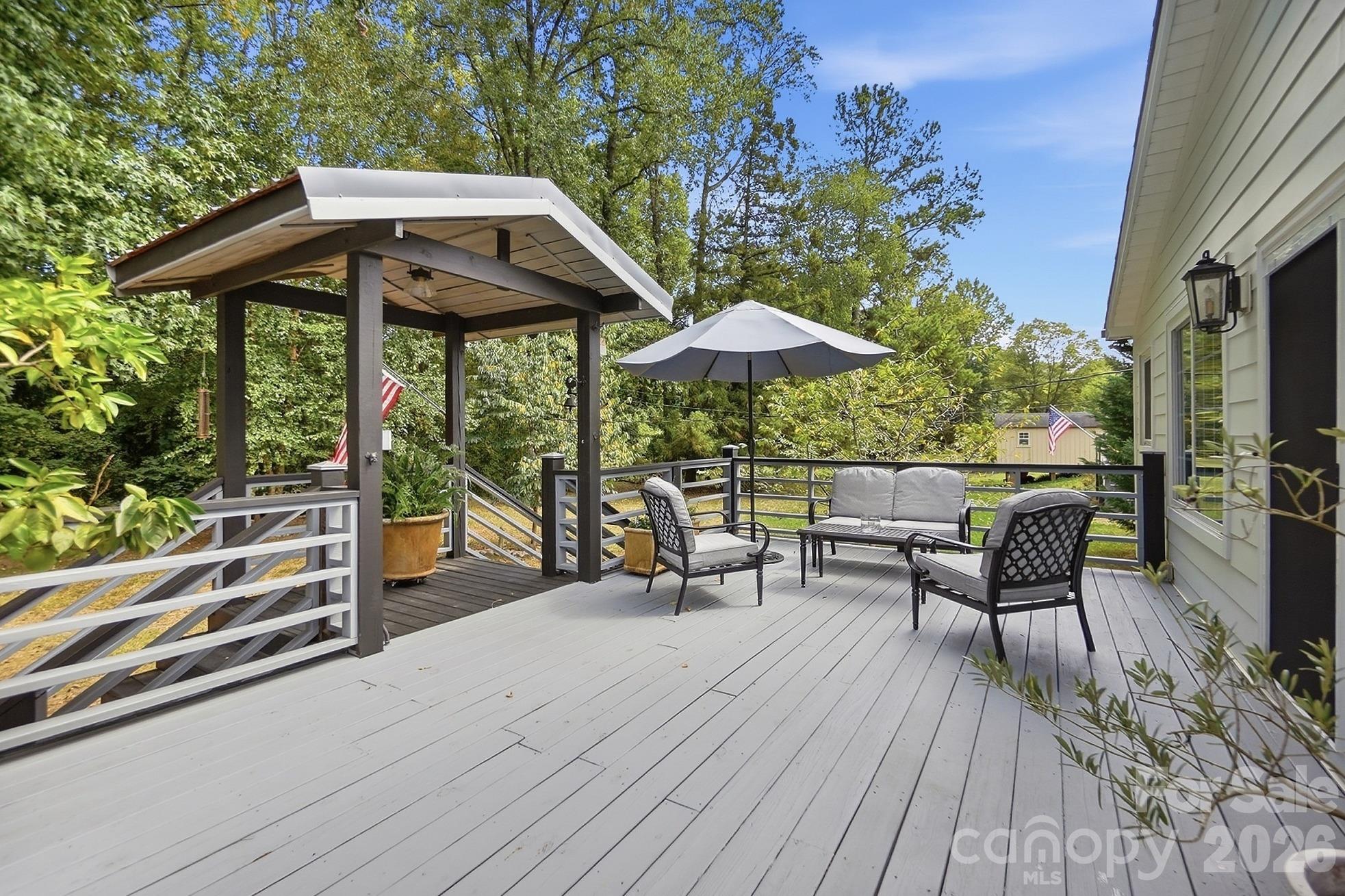 4315 Emory Lane