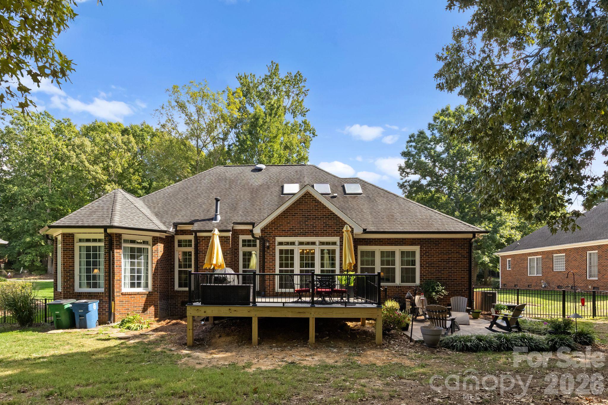 2316 Caernarfon Lane