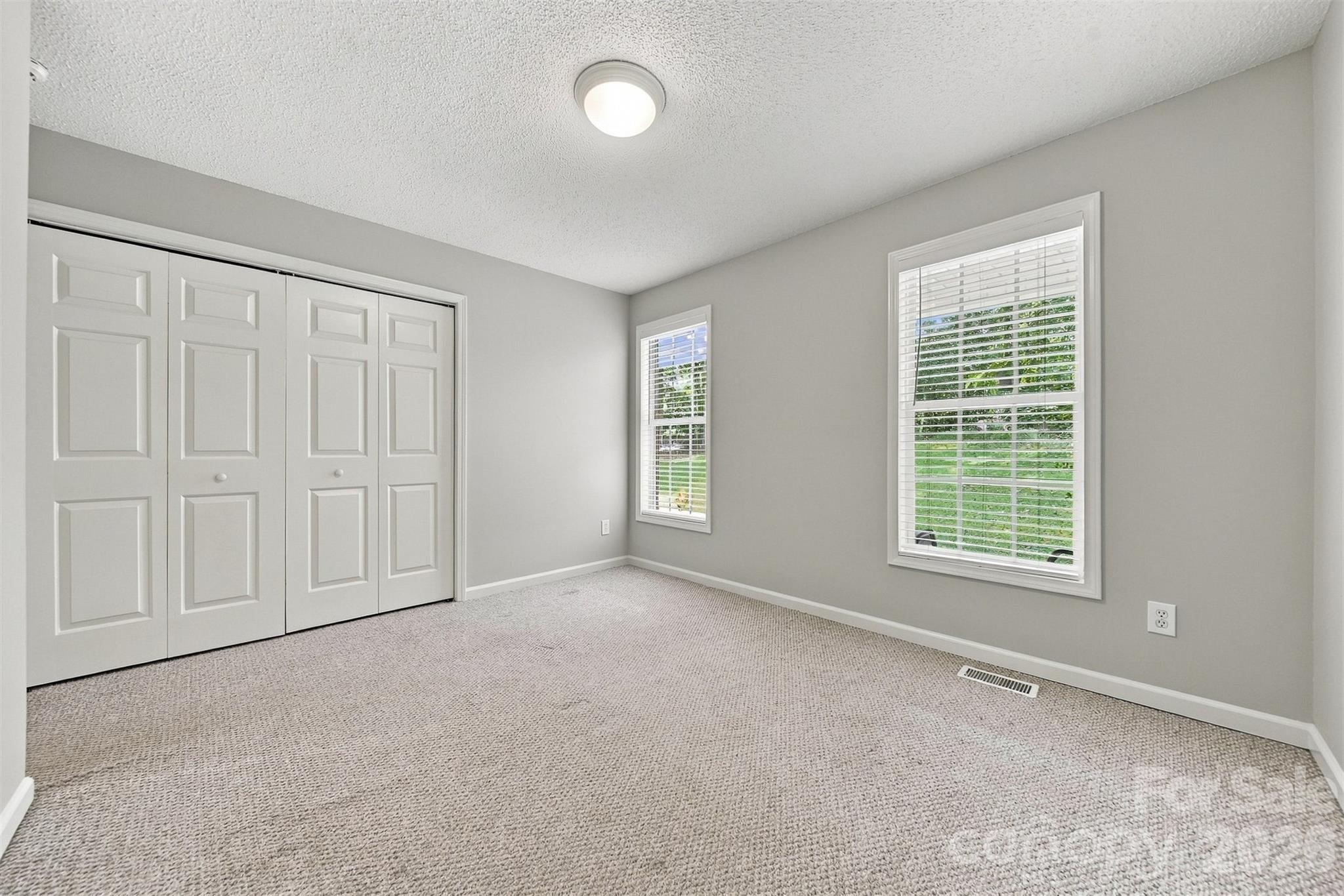 112 Jennings Lane