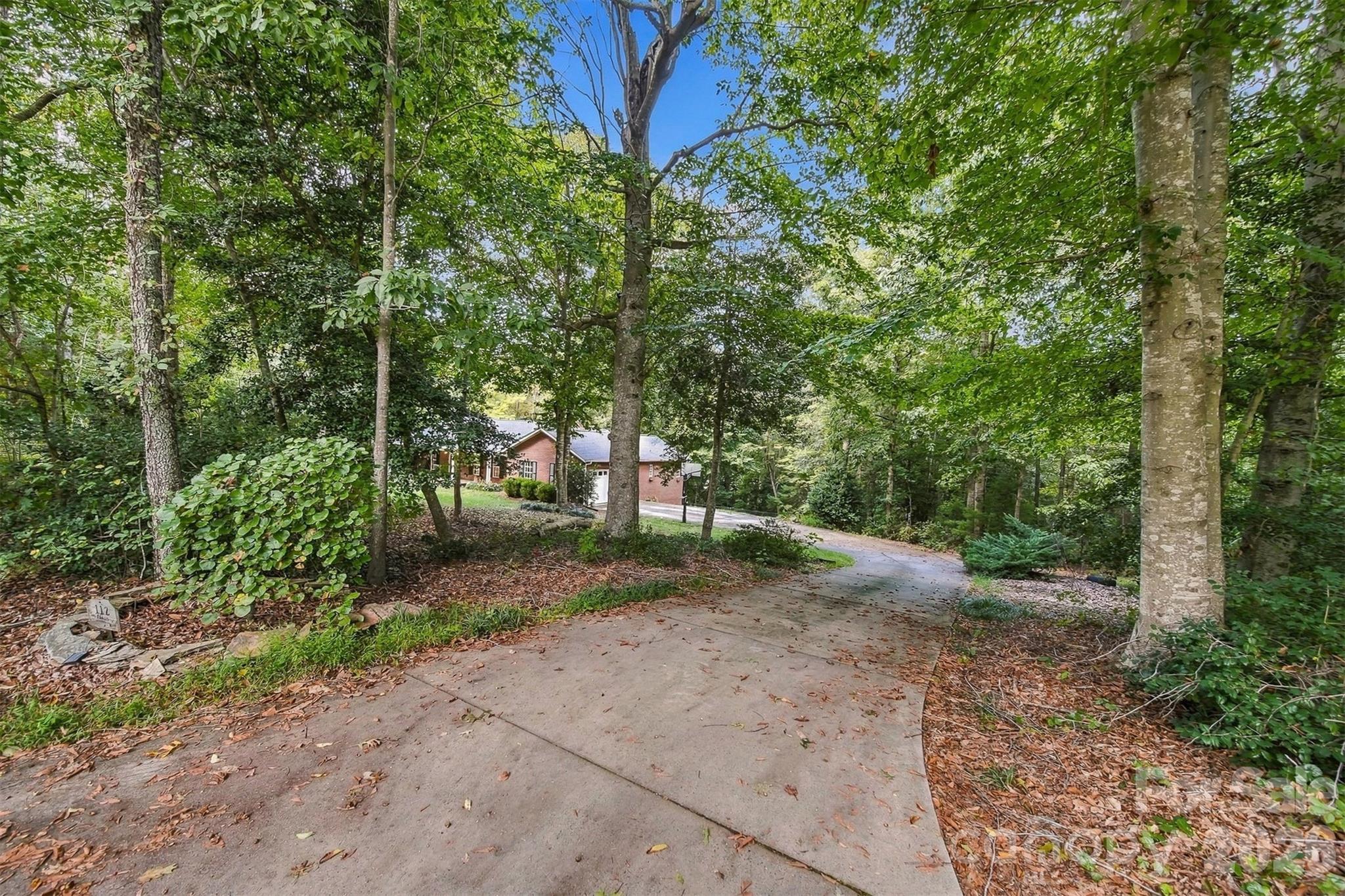 112 Jennings Lane
