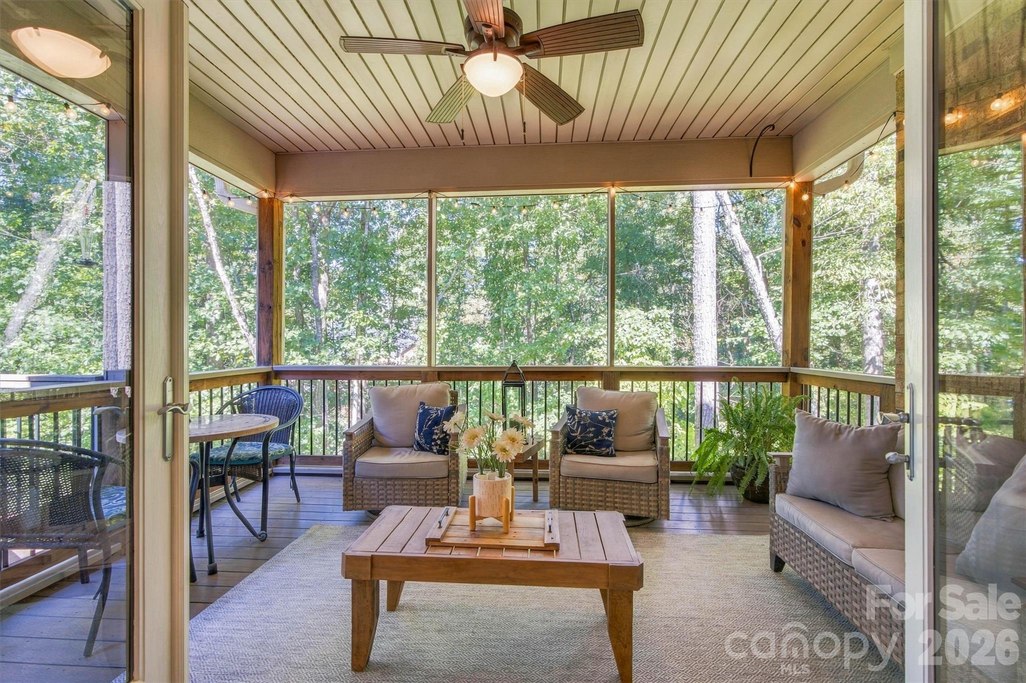 7365 Thornblade Court