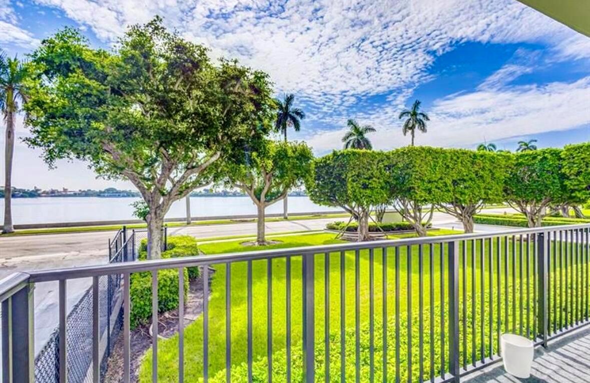 1701 S Flagler Drive 101