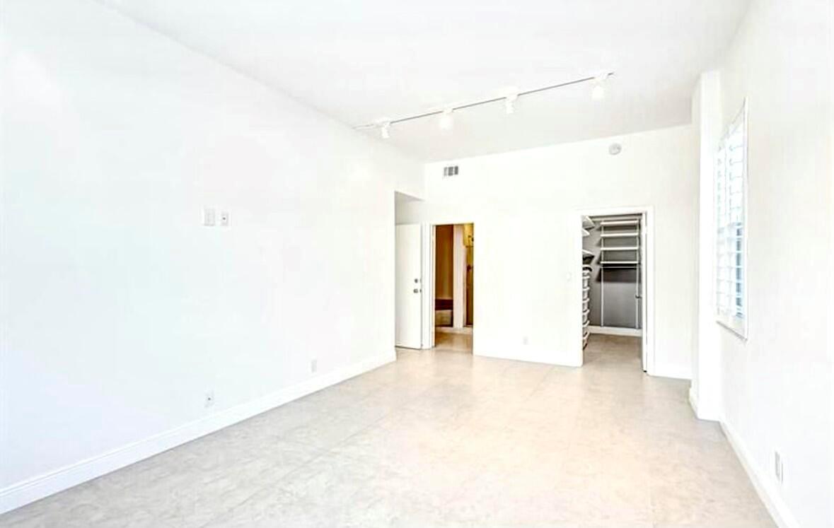 1701 S Flagler Drive 101