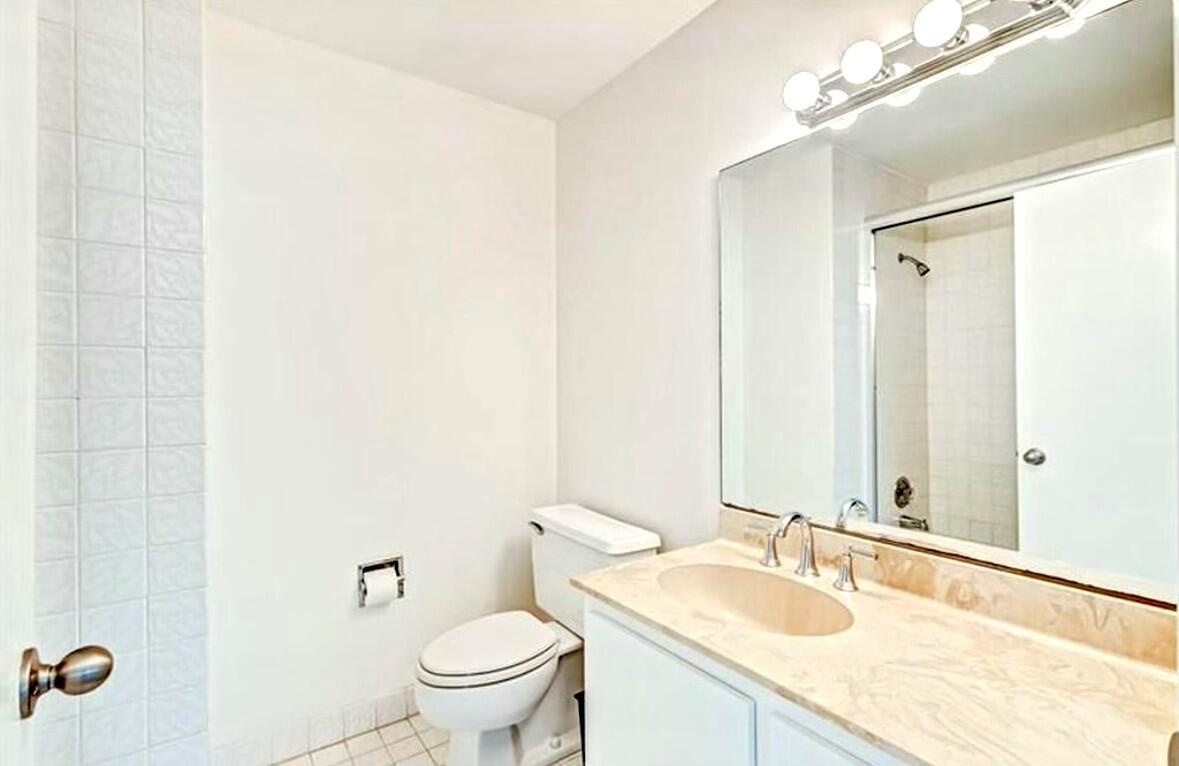 1701 S Flagler Drive 101