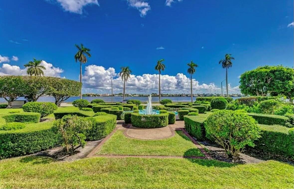 1701 S Flagler Drive 101