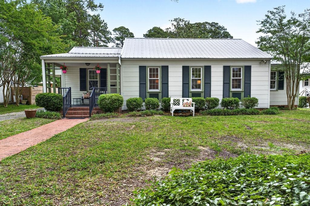 926 Palmetto St.