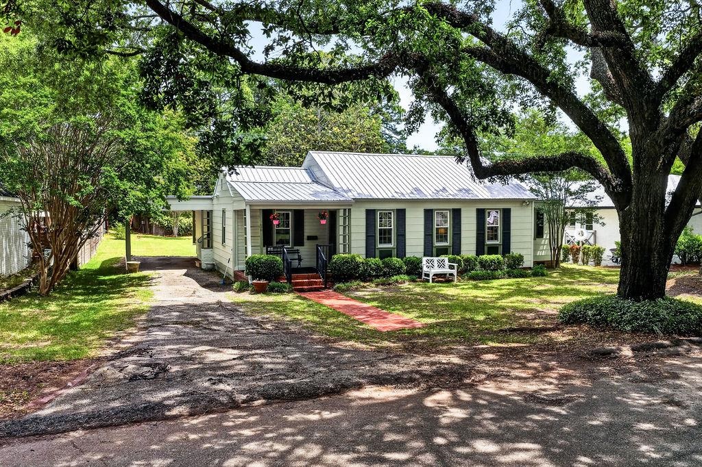 926 Palmetto St.
