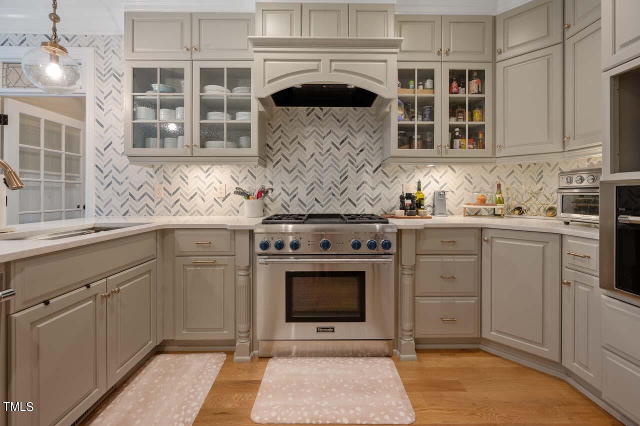 656 Aiken Parkway