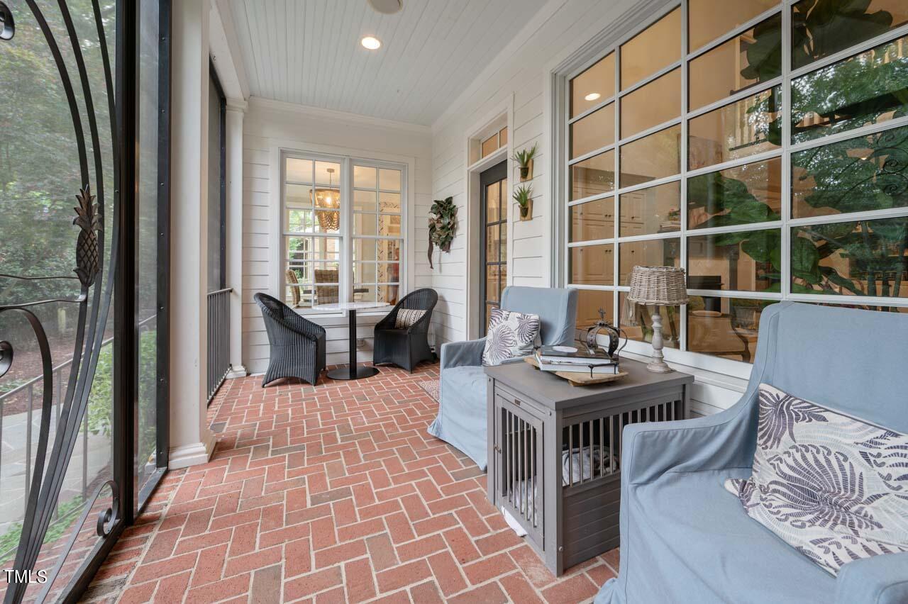 656 Aiken Parkway
