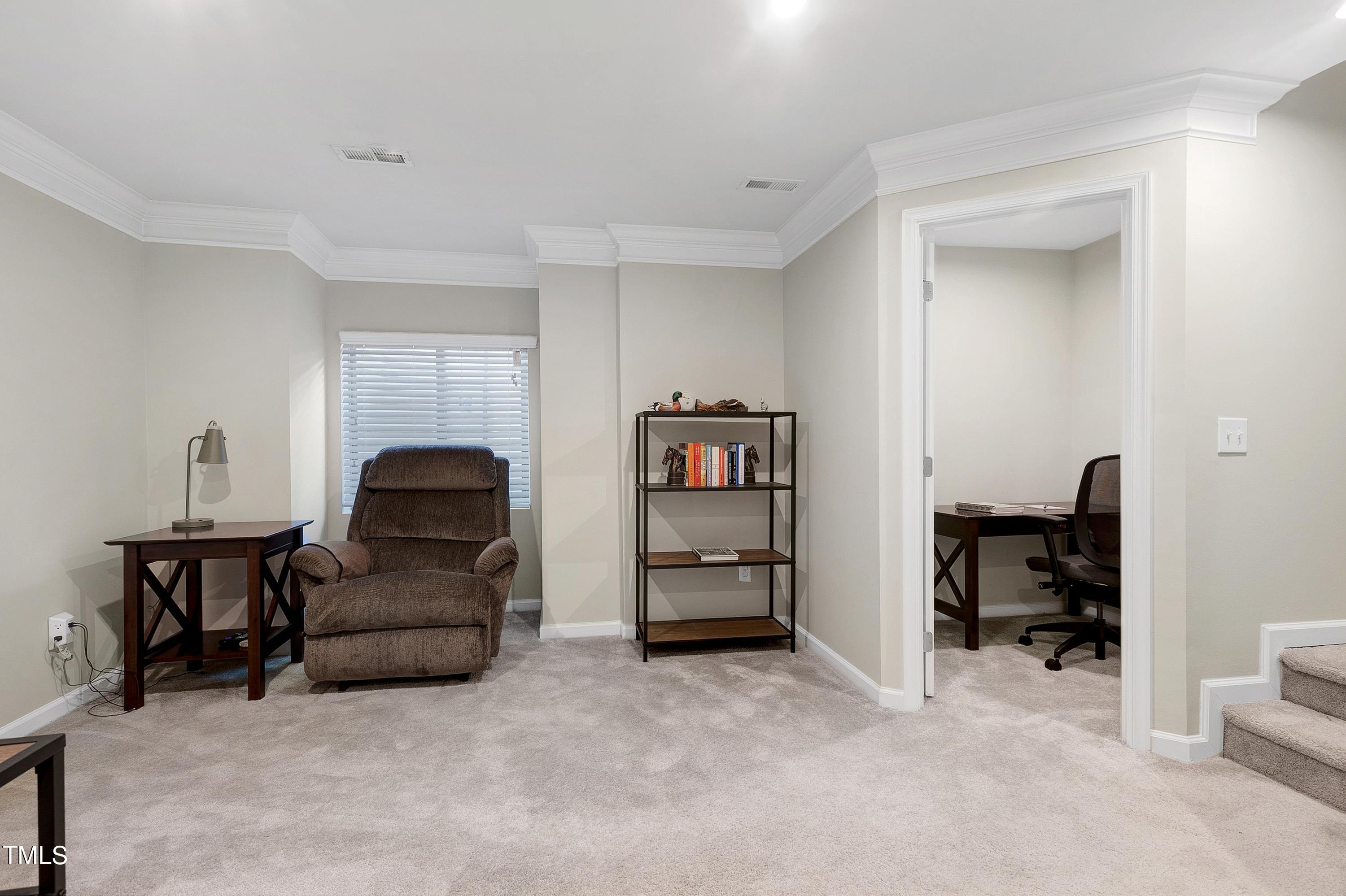 1027 Drayman Place
