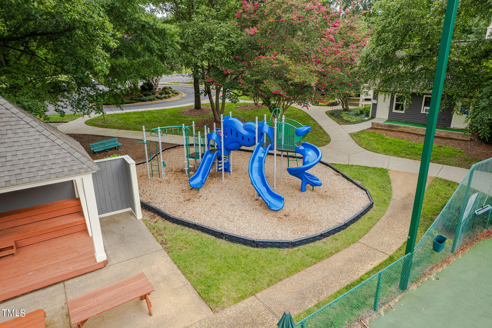 103 Meadowglades Lane