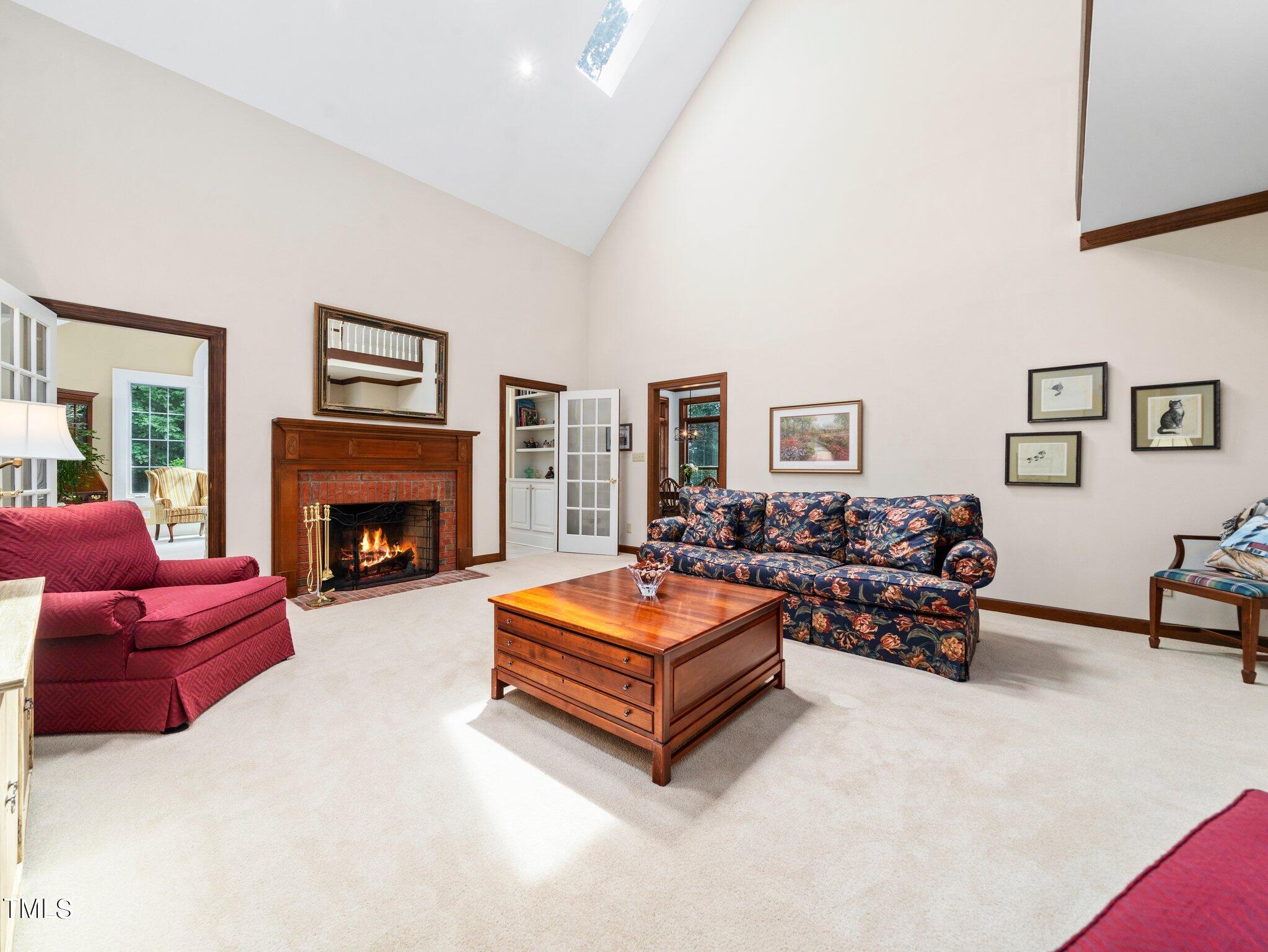 103 Meadowglades Lane
