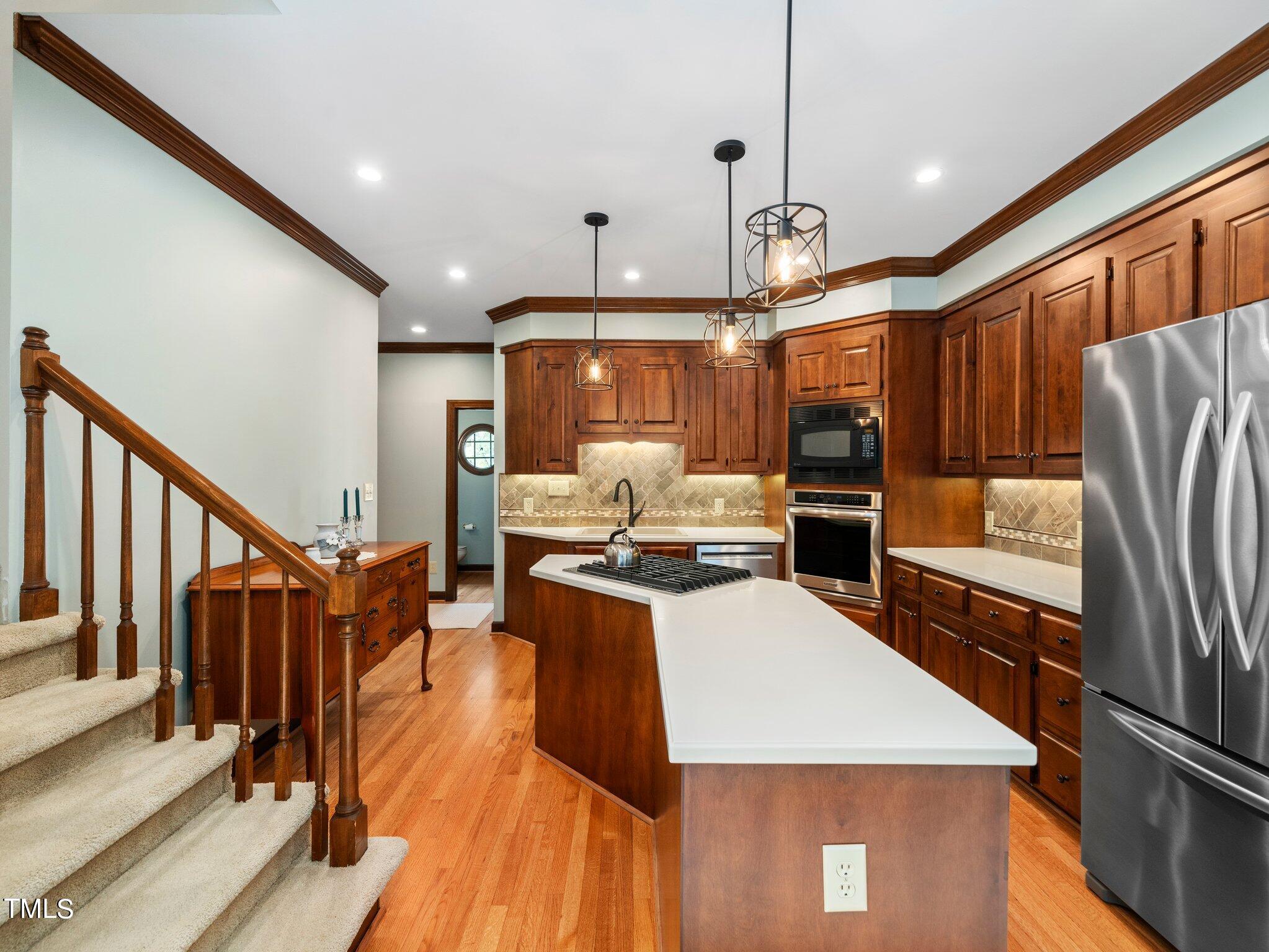 103 Meadowglades Lane