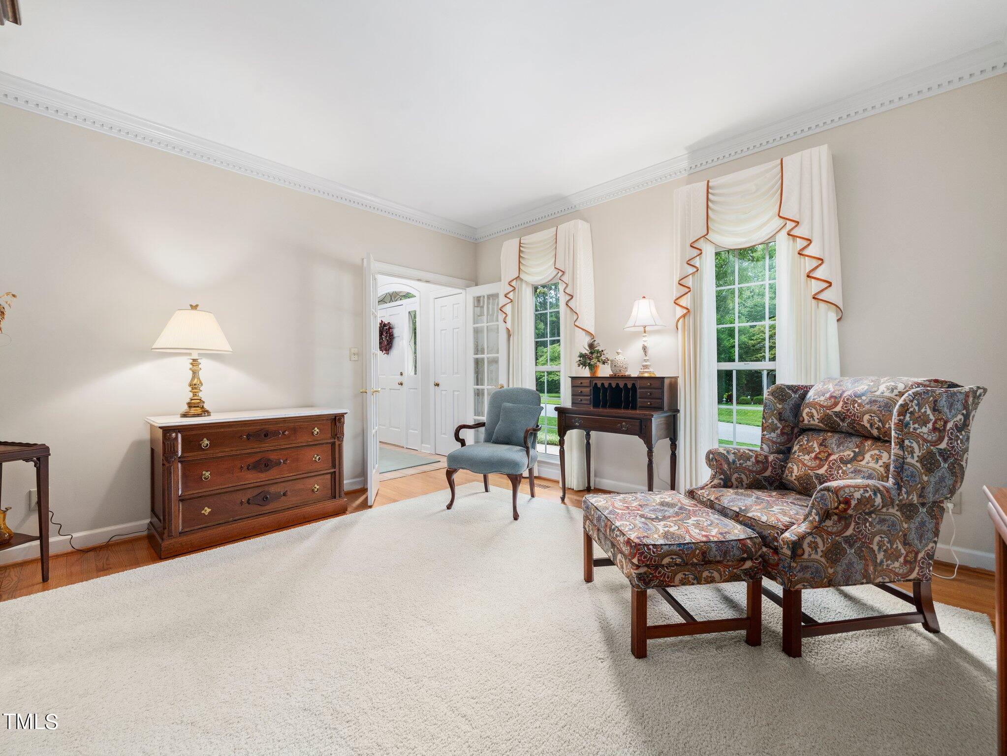 103 Meadowglades Lane