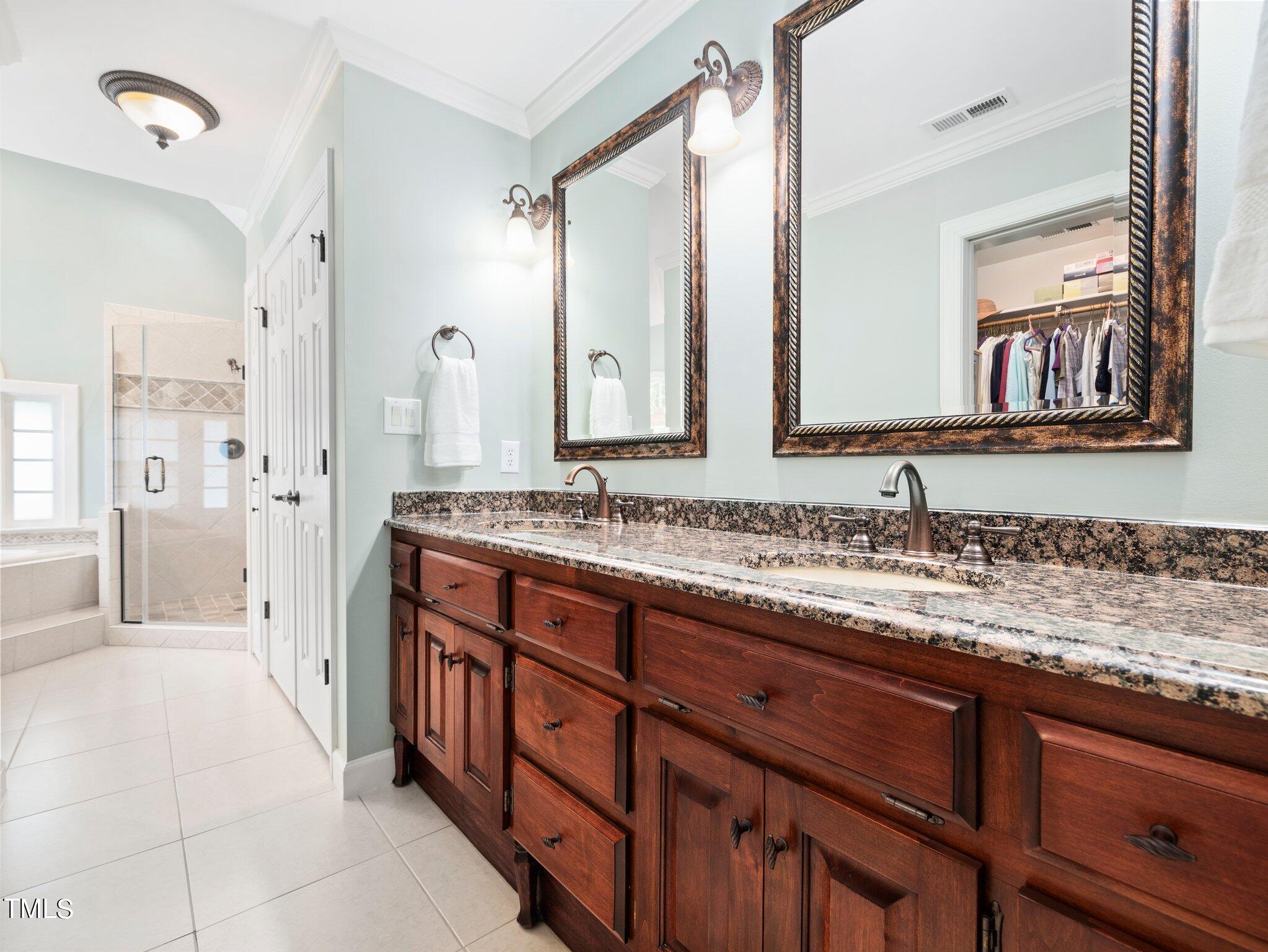 103 Meadowglades Lane