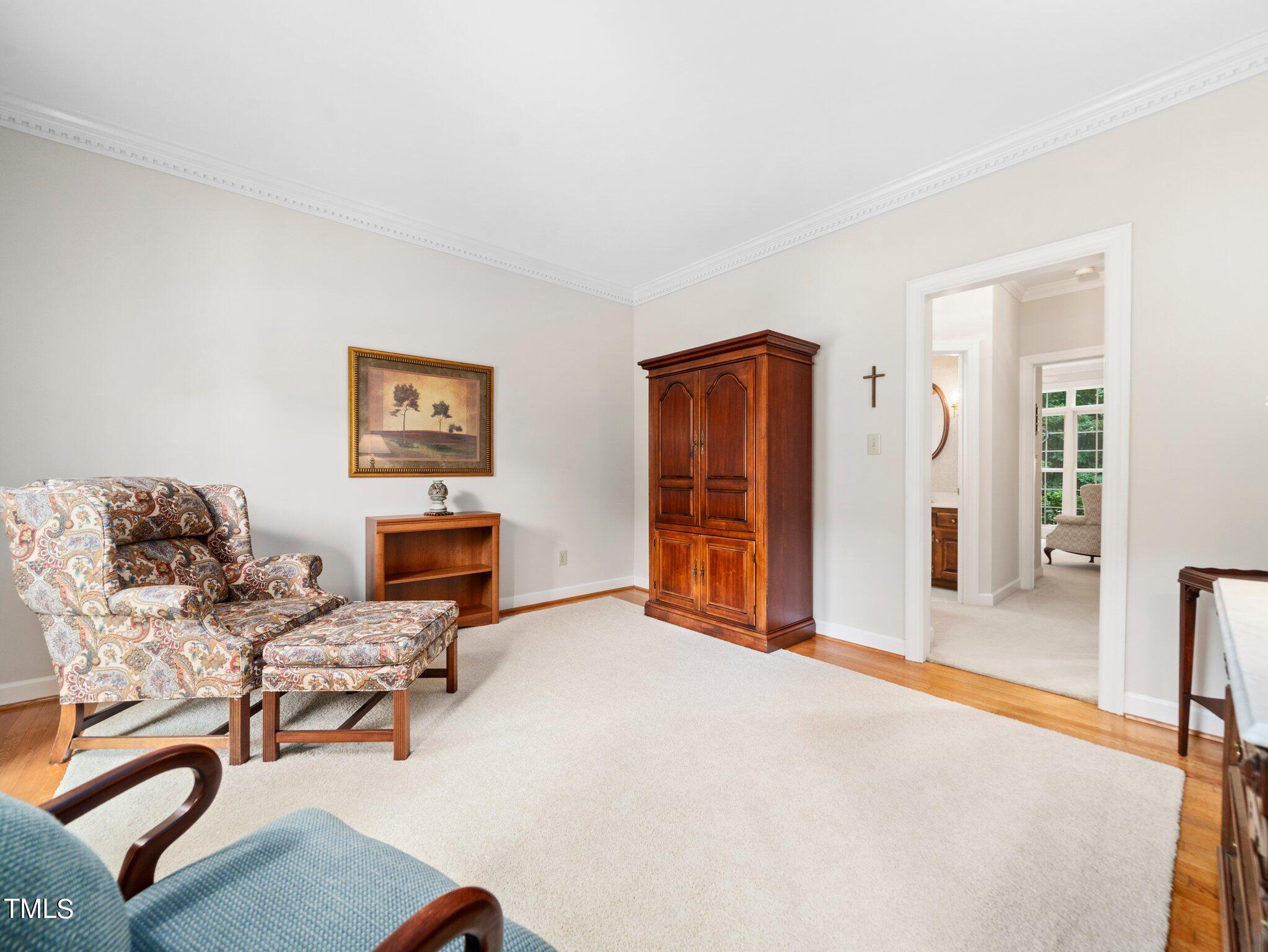 103 Meadowglades Lane