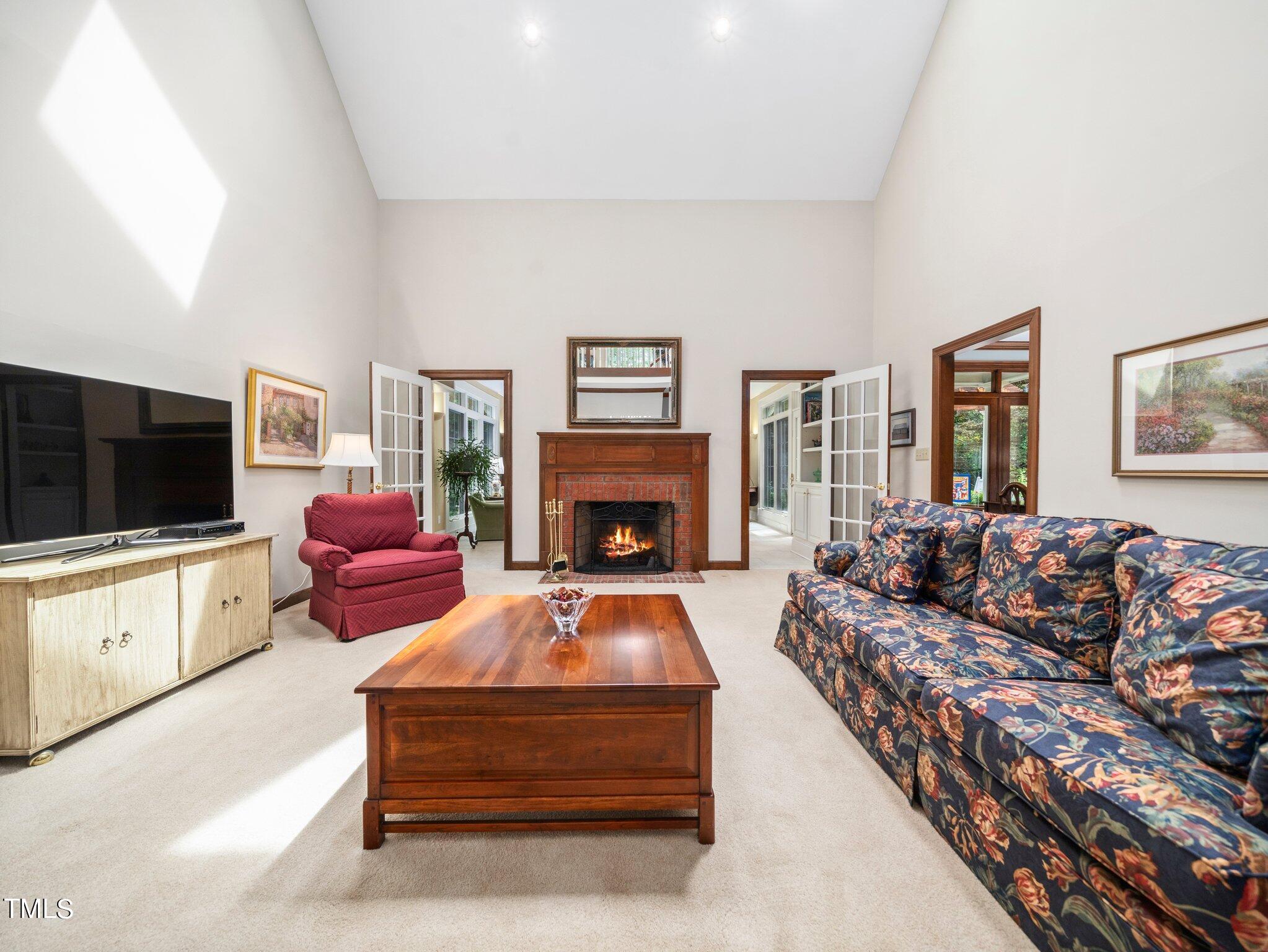 103 Meadowglades Lane