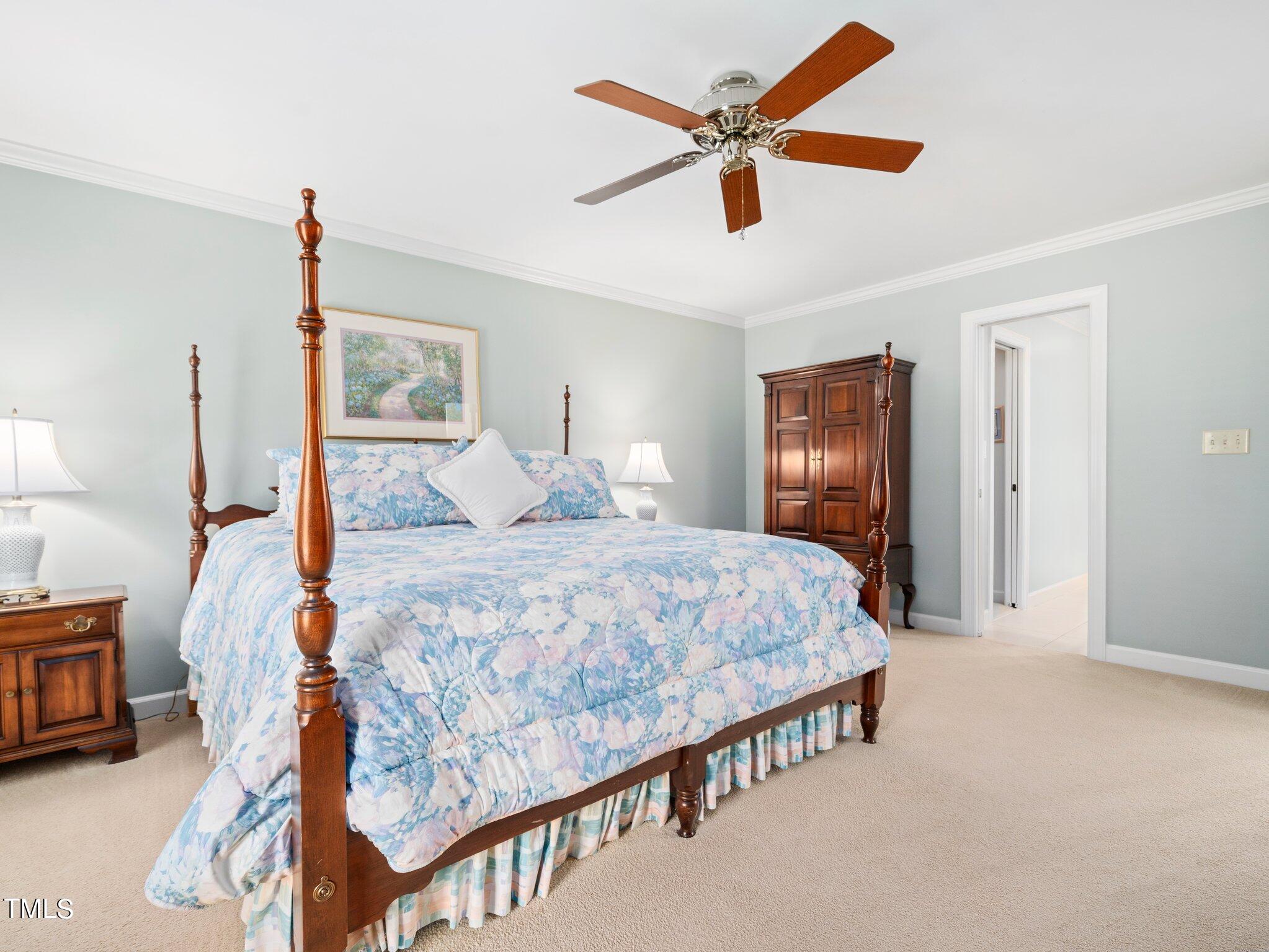 103 Meadowglades Lane
