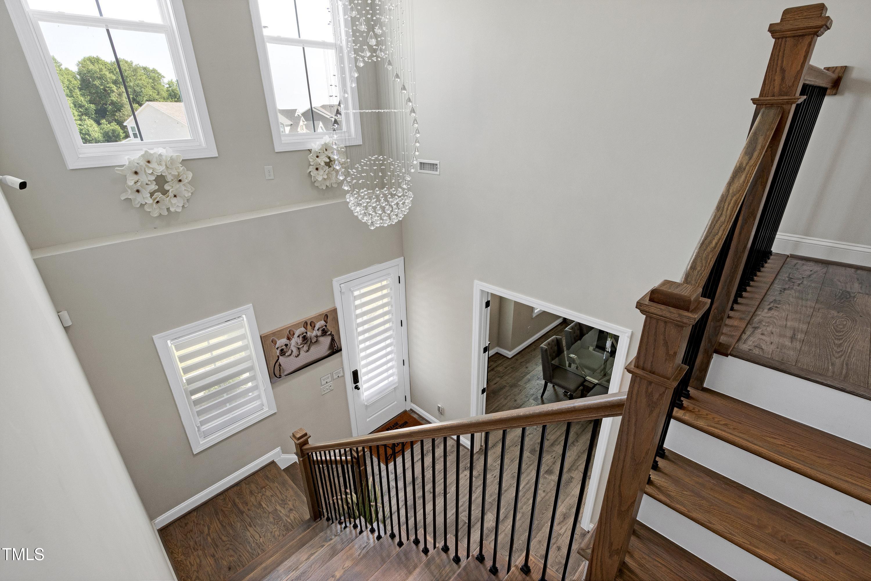 213 W Weatherford Drive