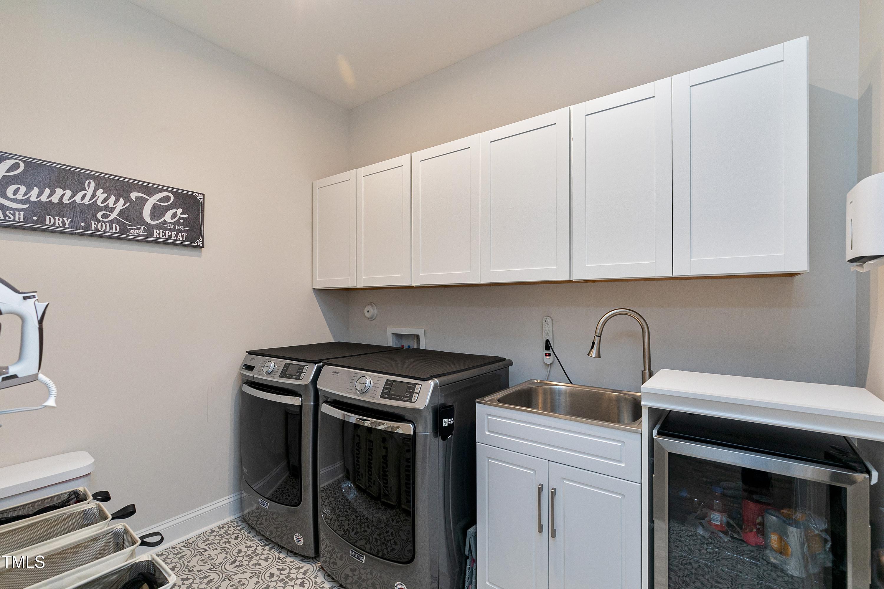 213 W Weatherford Drive