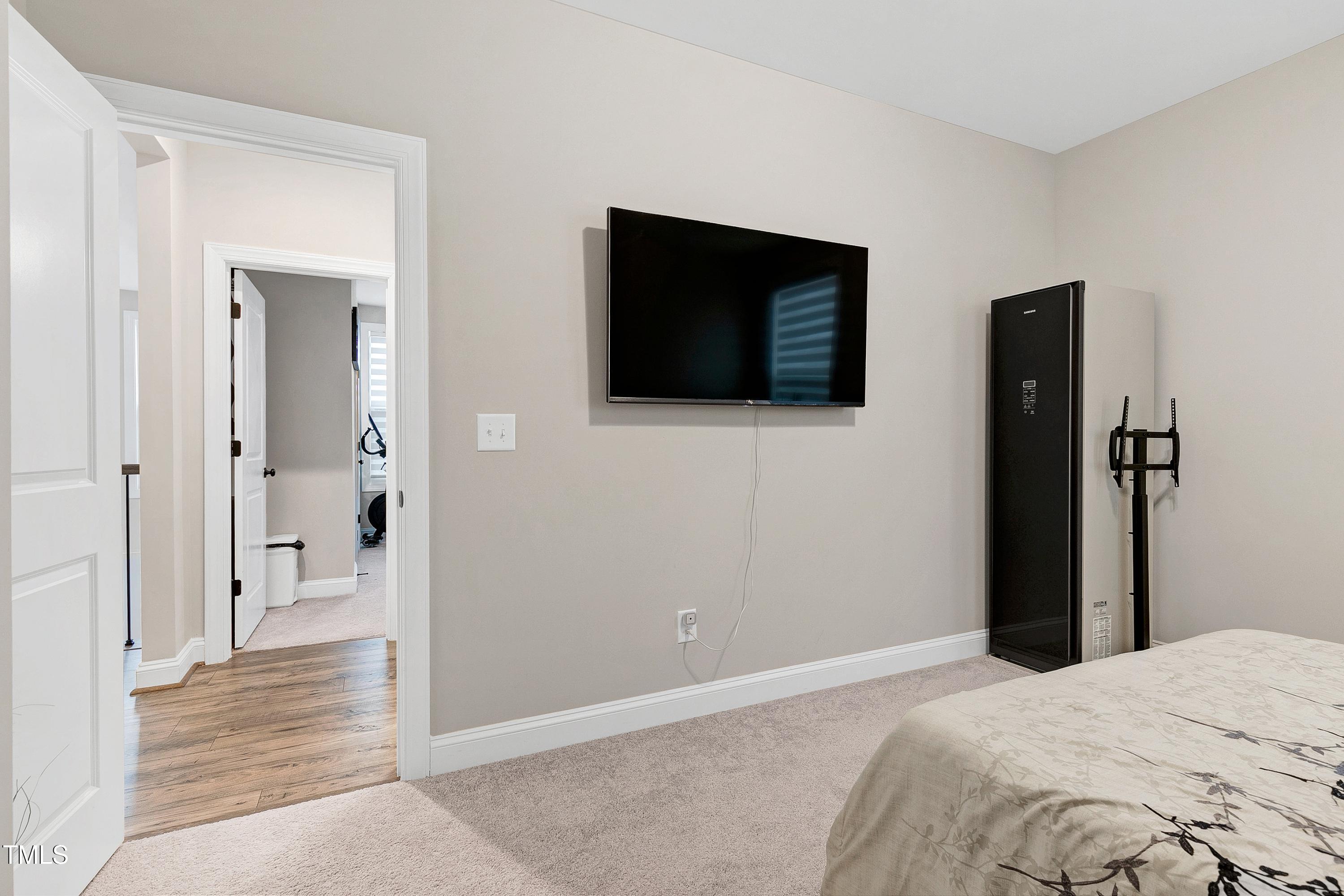 213 W Weatherford Drive