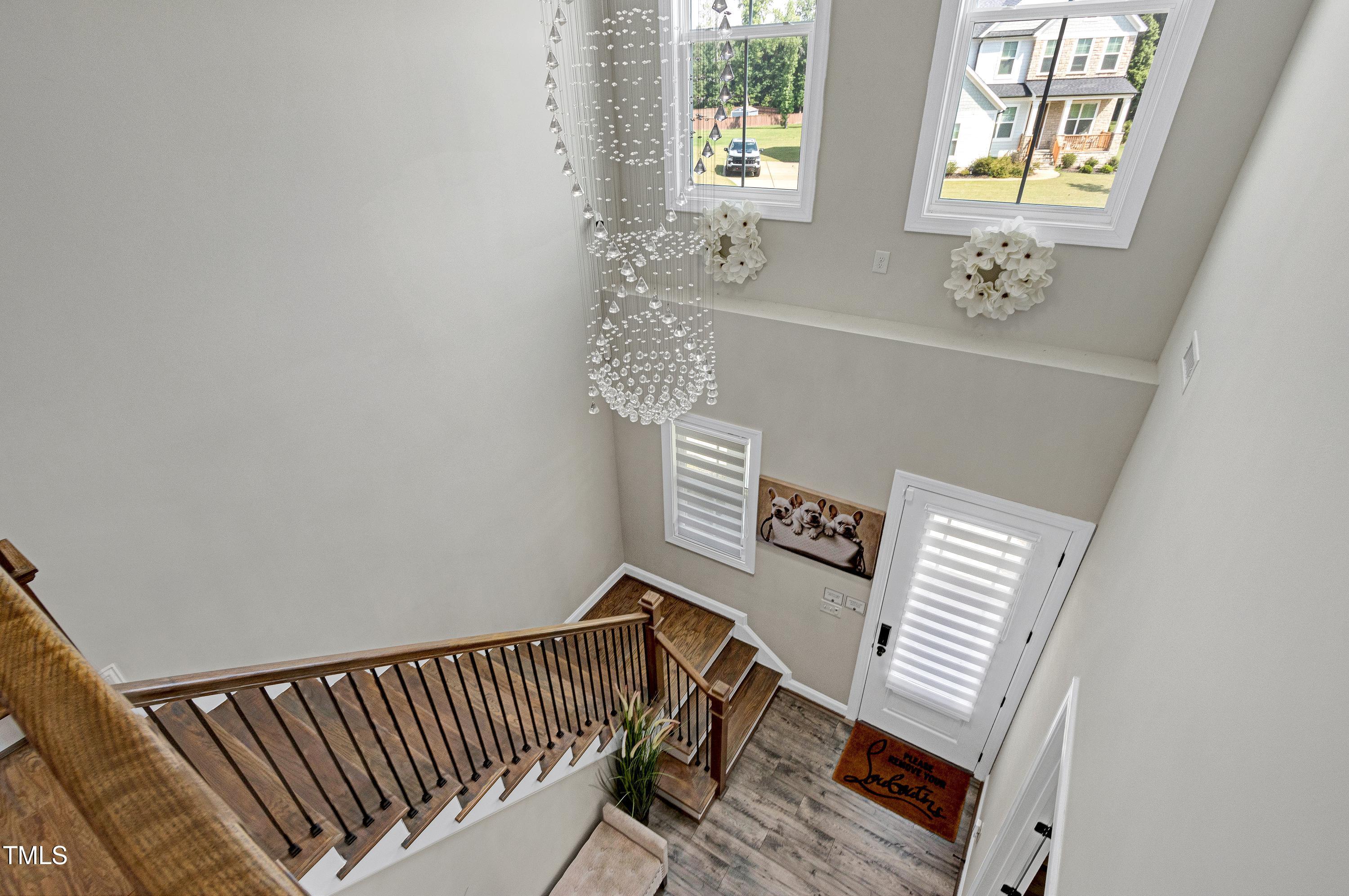 213 W Weatherford Drive