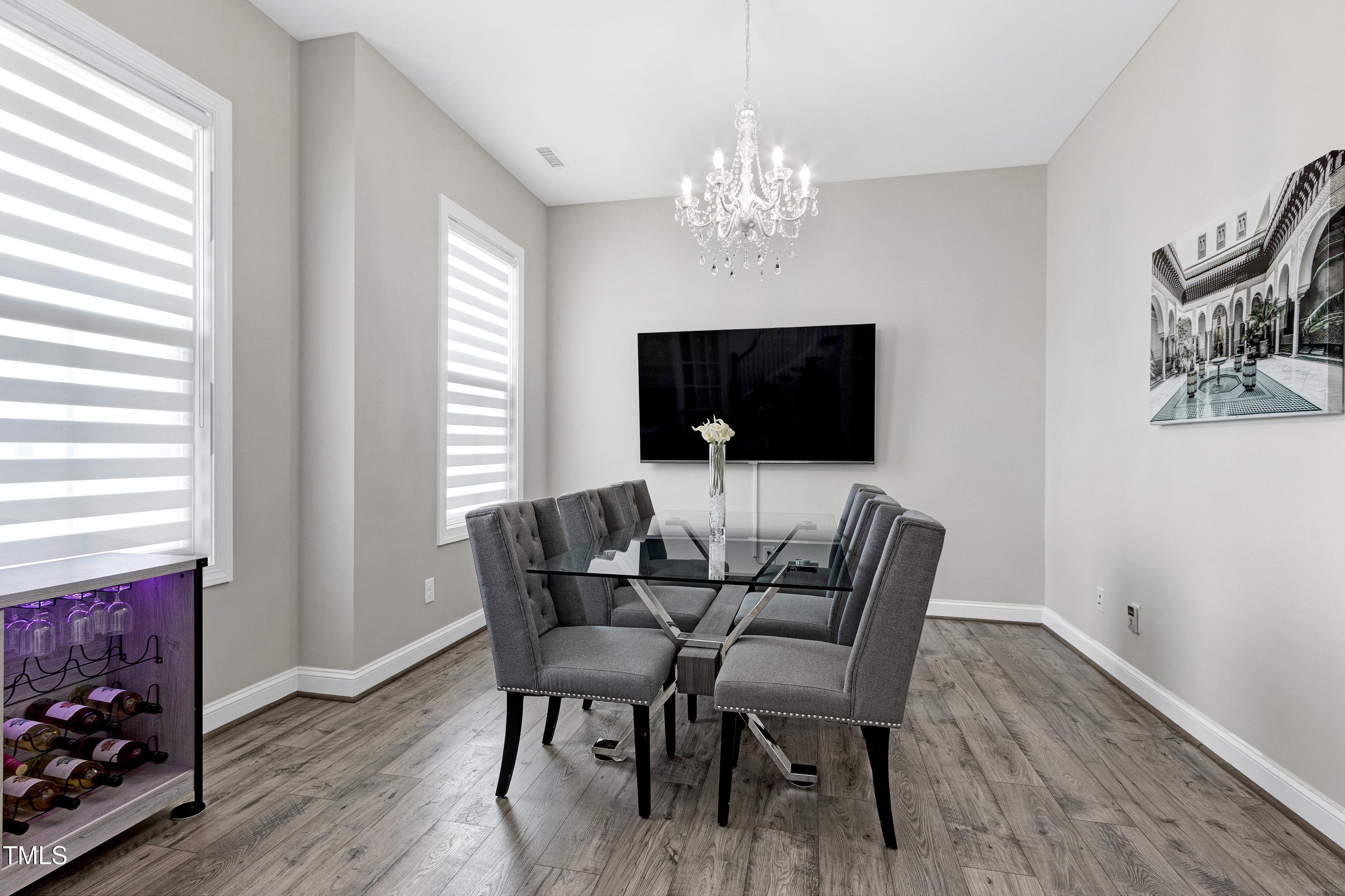 213 W Weatherford Drive