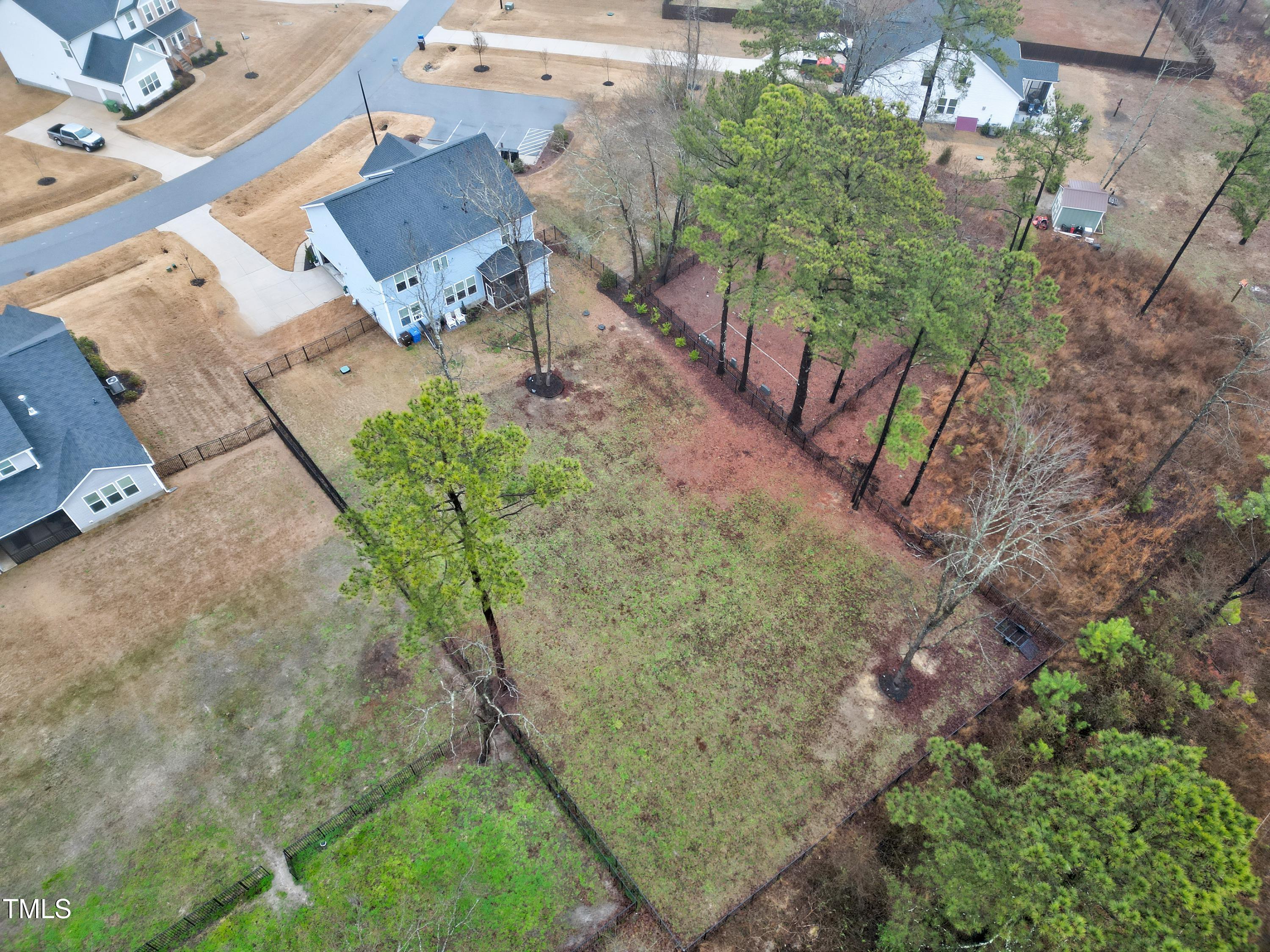 213 W Weatherford Drive