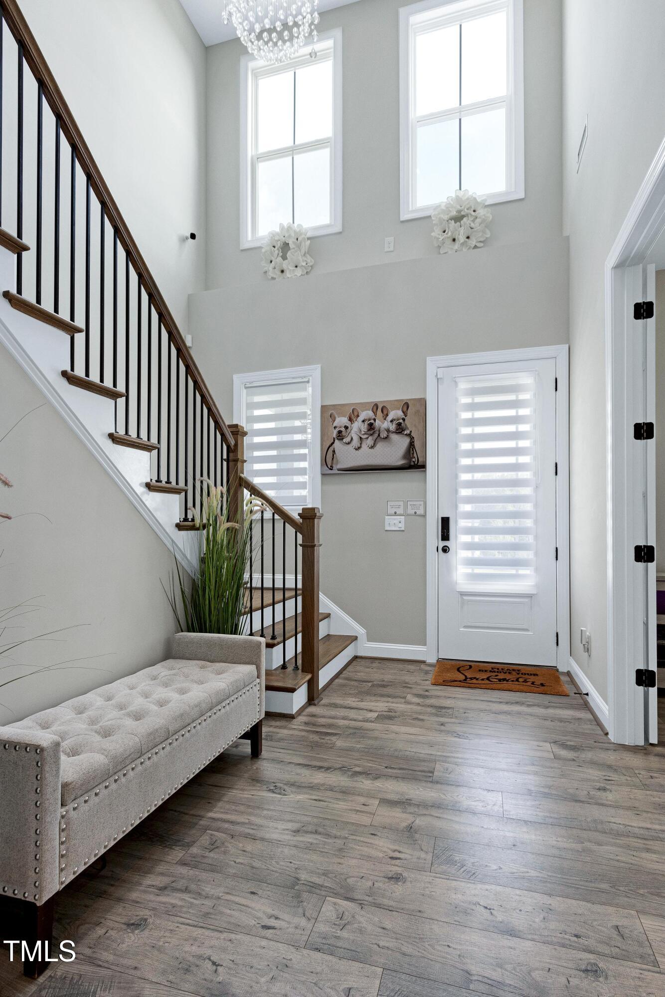 213 W Weatherford Drive