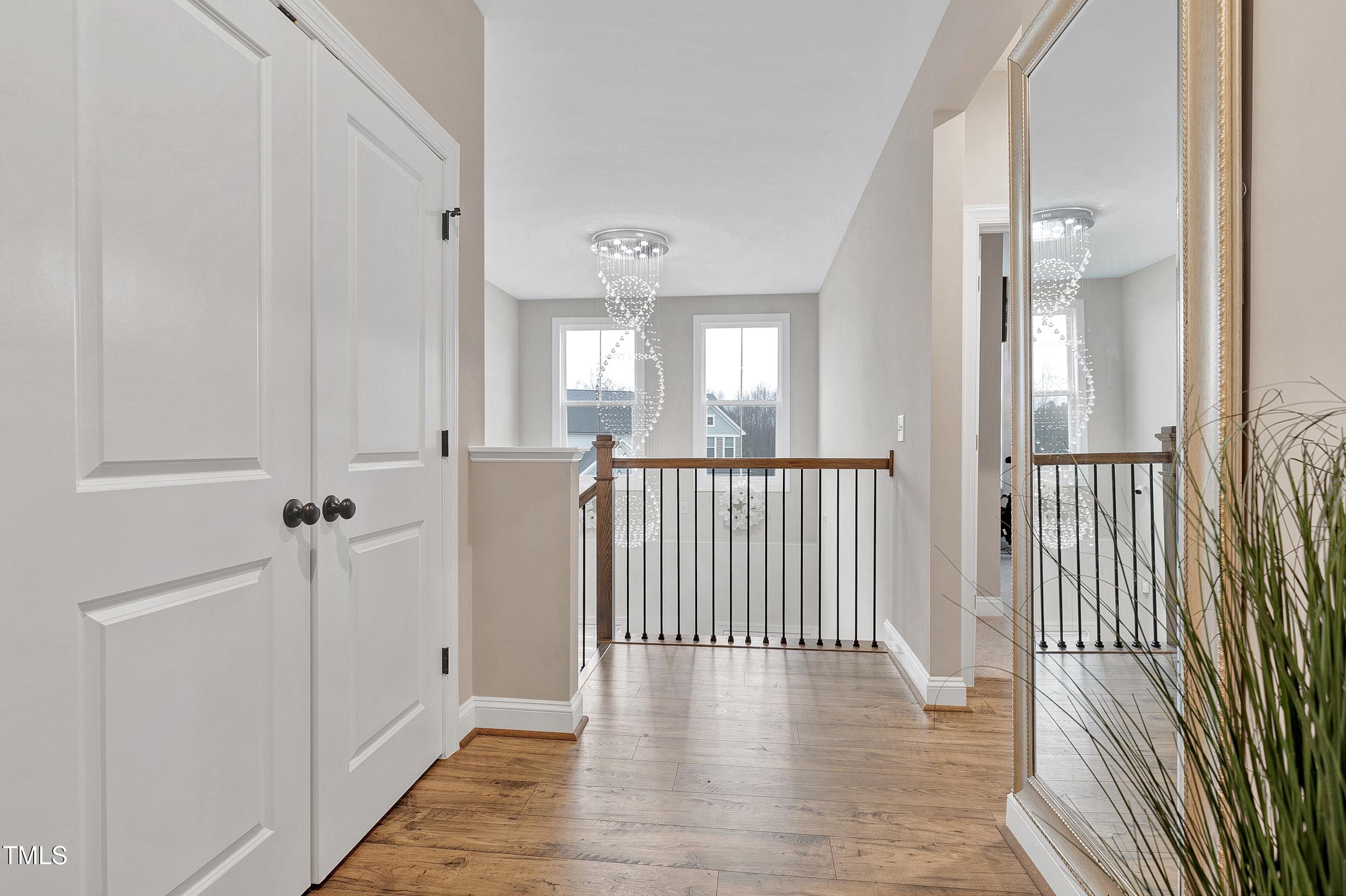 213 W Weatherford Drive