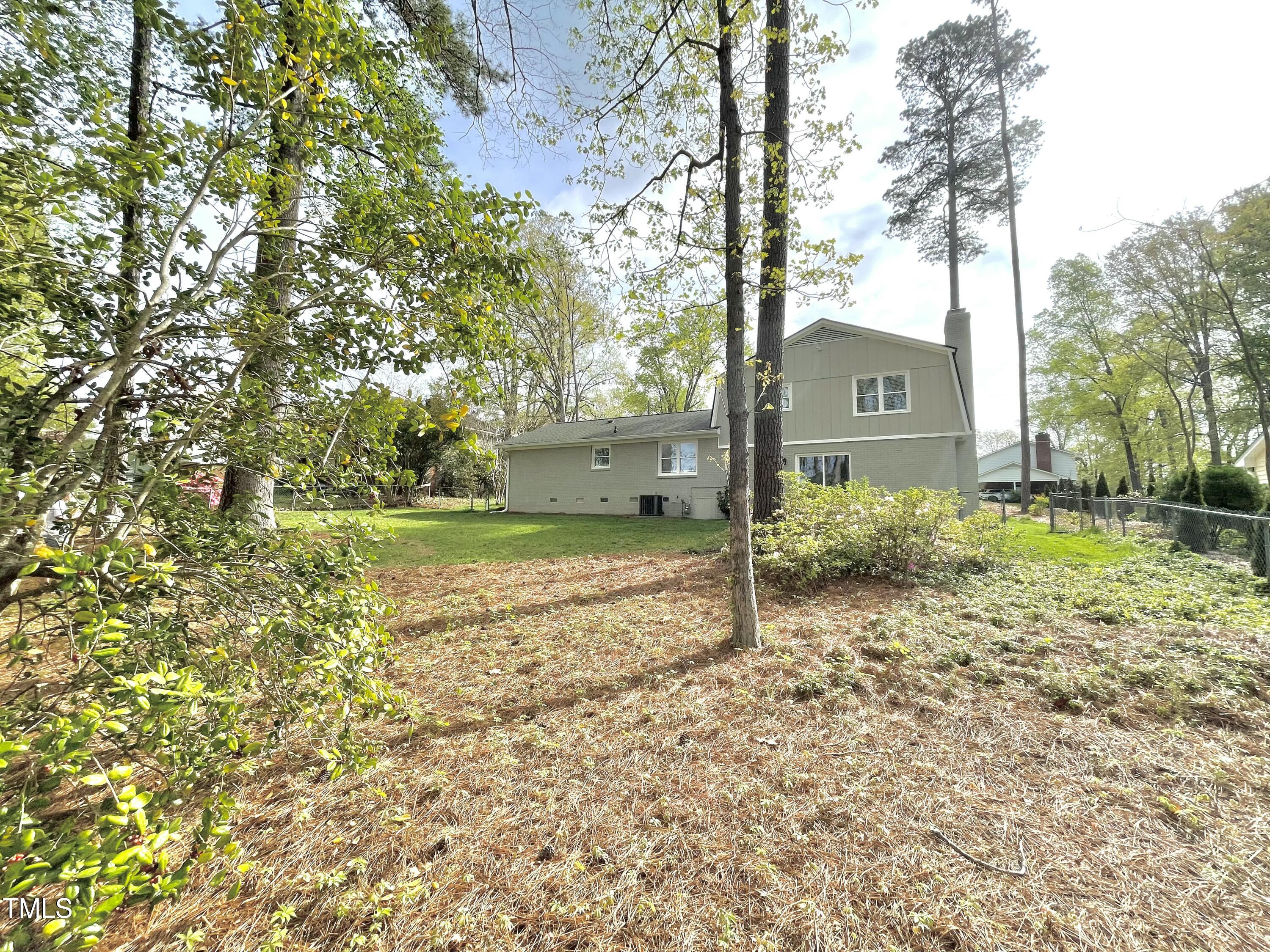 1100 Medlin Drive